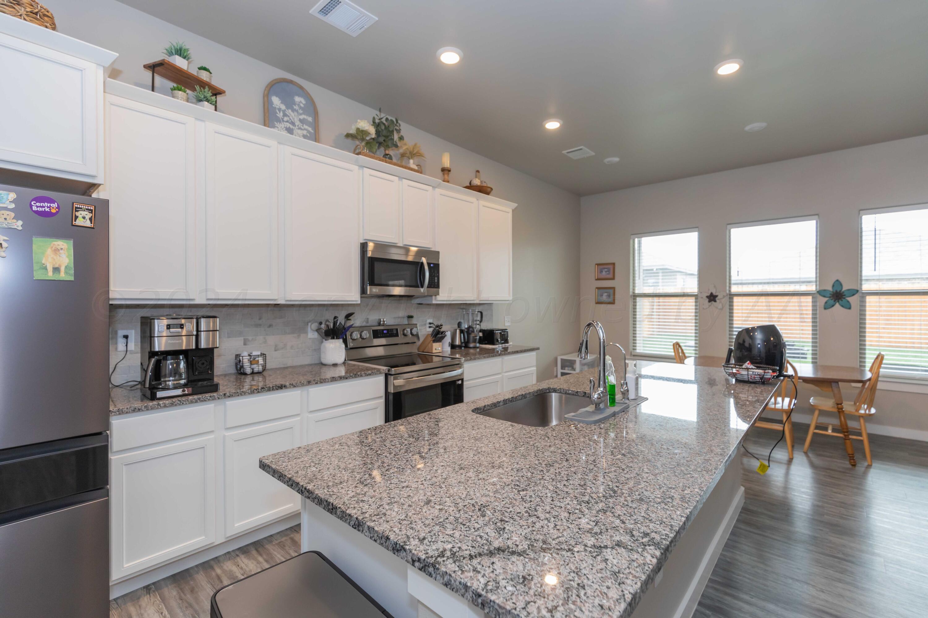 1839 Montaluse Road Property Photo 12