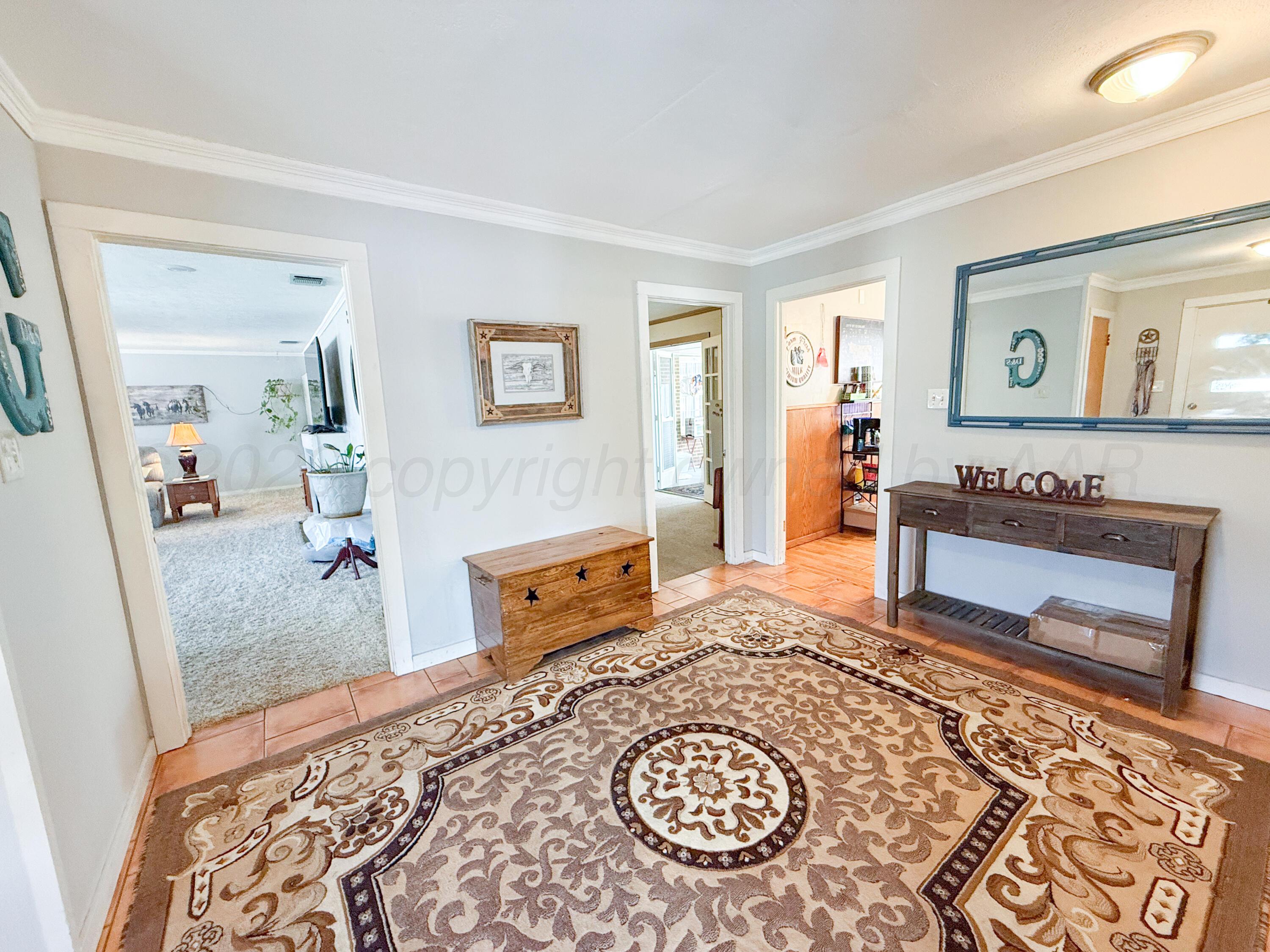 1615 N Russell Street Property Photo 6