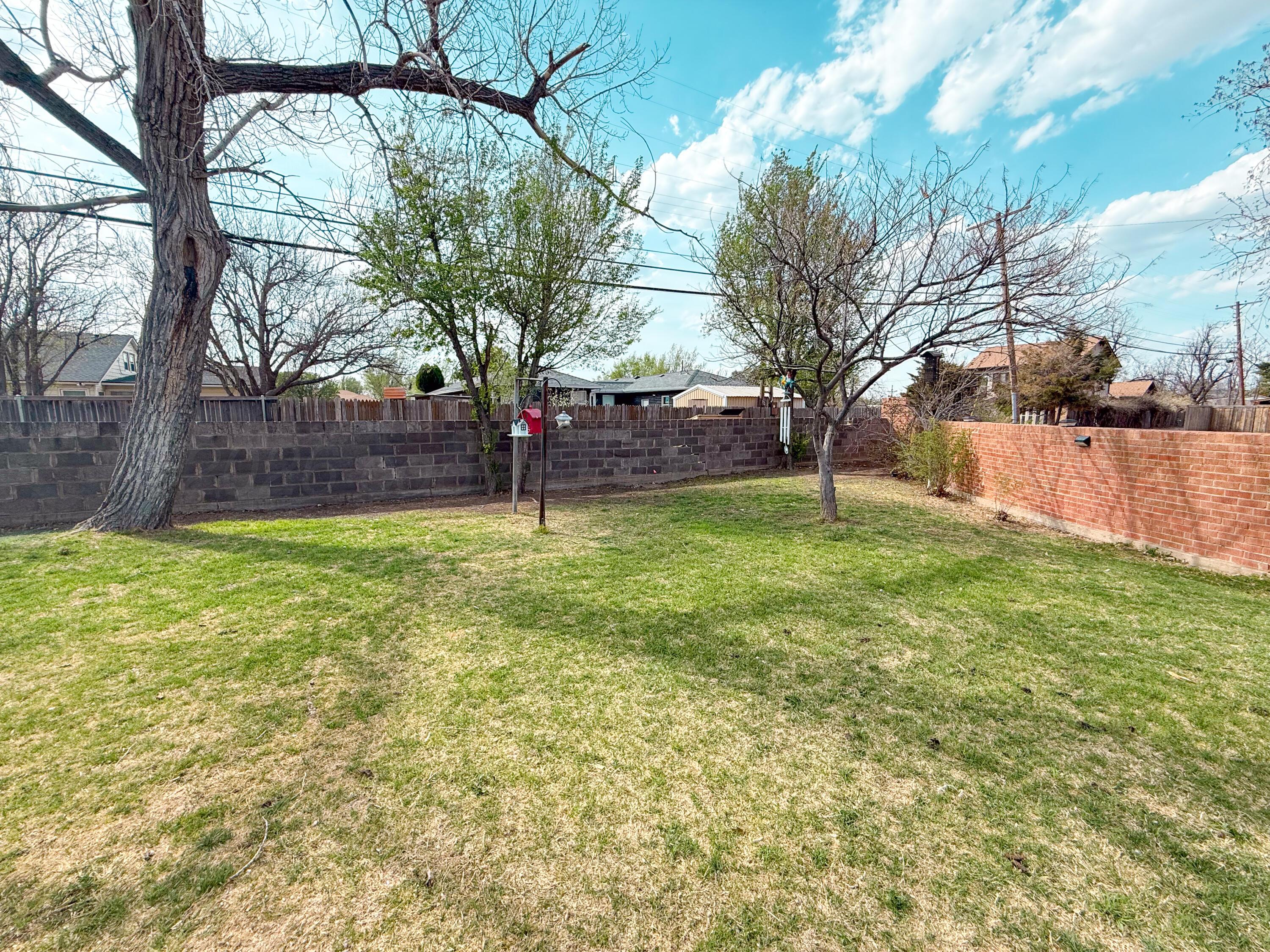 1615 N Russell Street Property Photo 39
