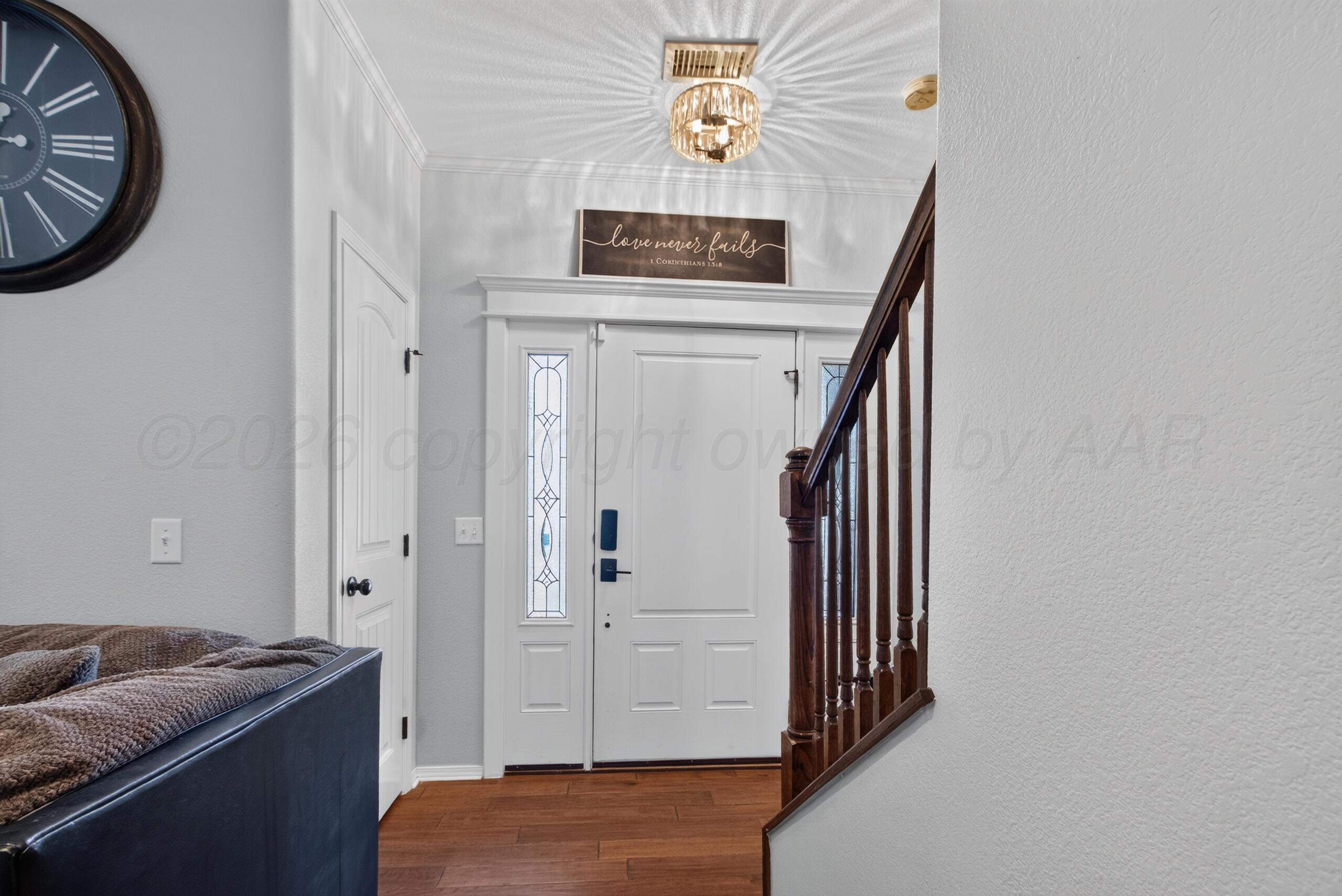 9315 Clint Avenue Property Photo 6