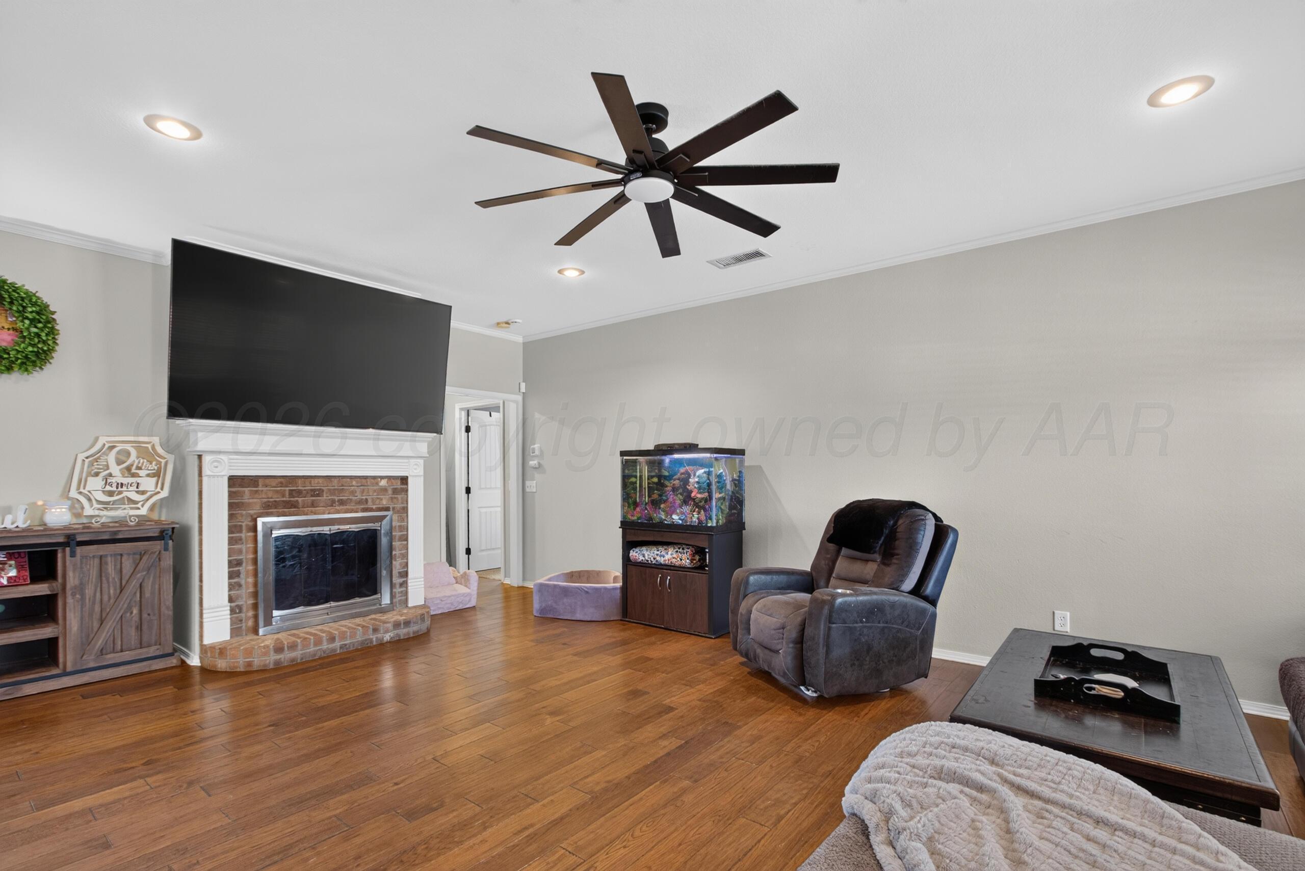 9315 Clint Avenue Property Photo 9