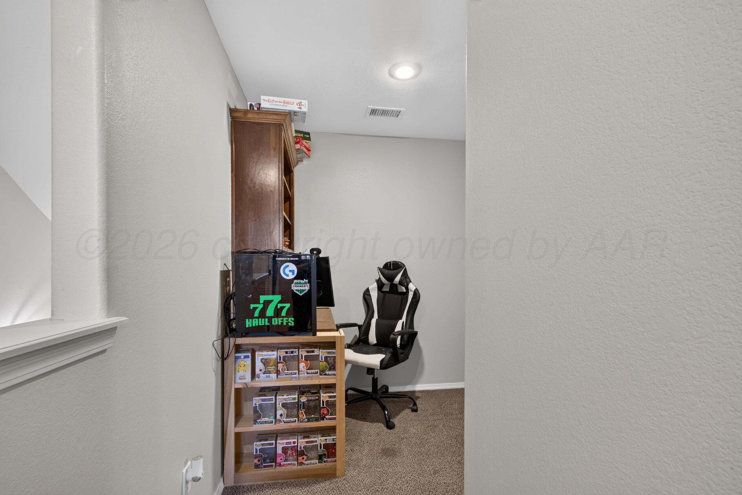 9315 Clint Avenue Property Photo 32