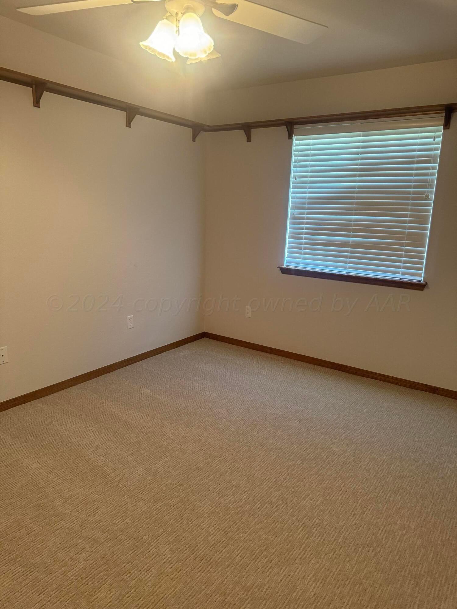 55 Cottonwood Lane Property Photo 24