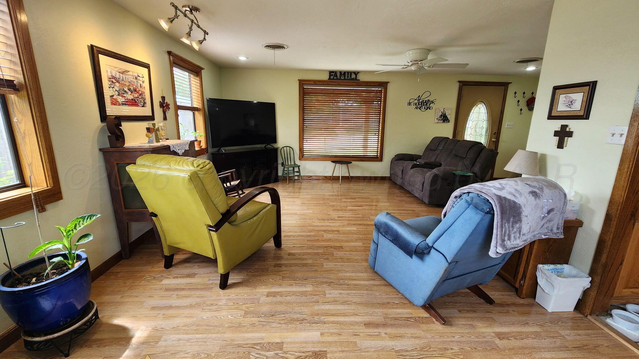 1103 Cheyenne Avenue Property Photo 3