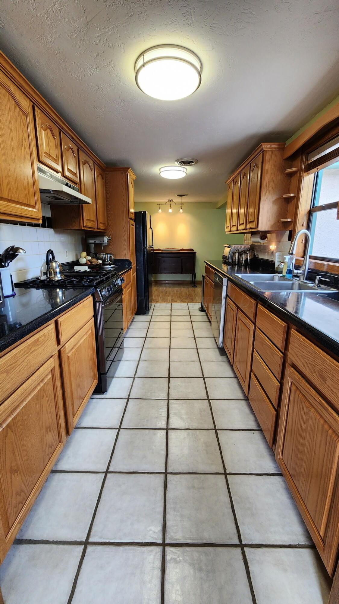 1103 Cheyenne Avenue Property Photo 5