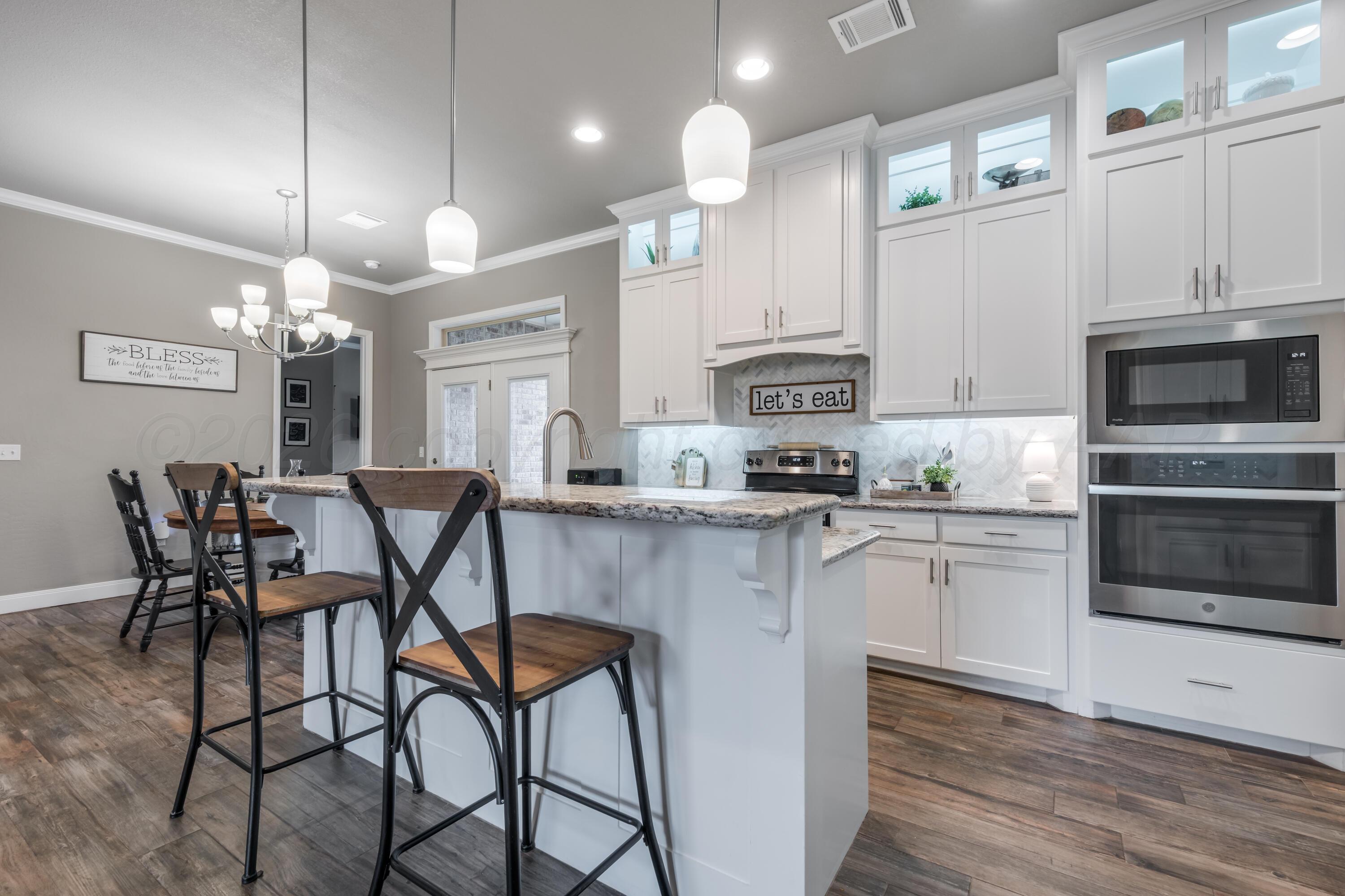 6204 Time Square Property Photo 10