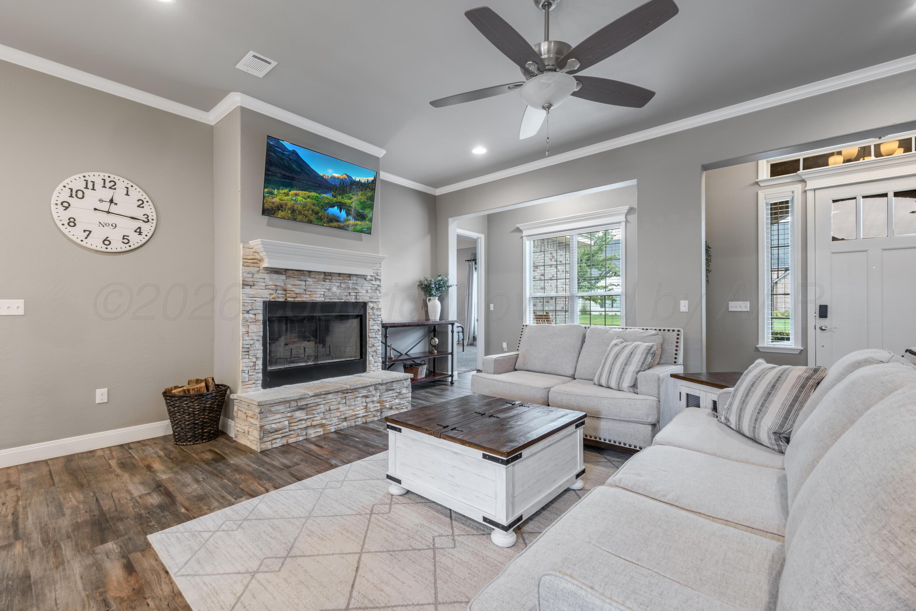 6204 Time Square Property Photo 17