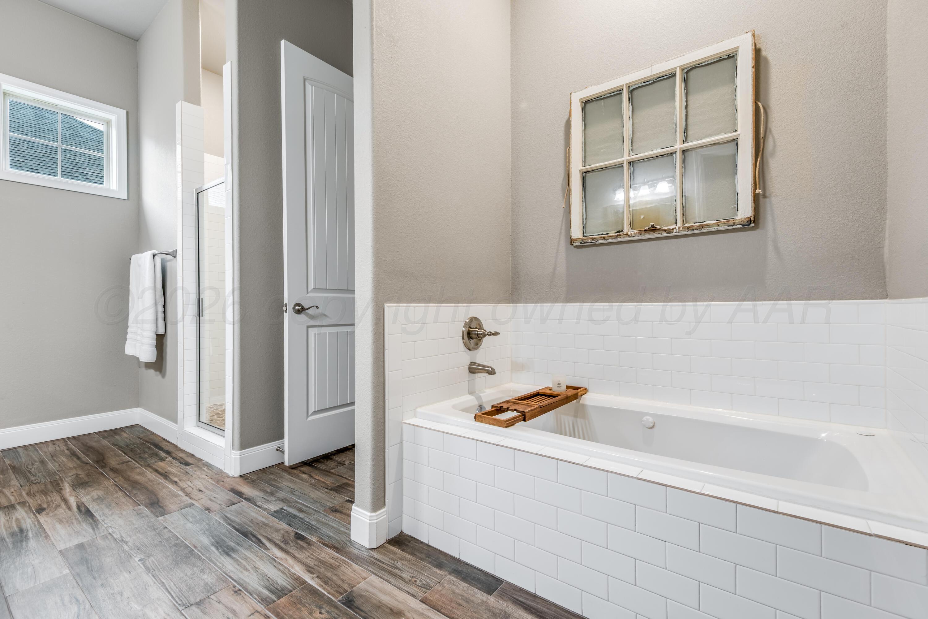 6204 Time Square Property Photo 24