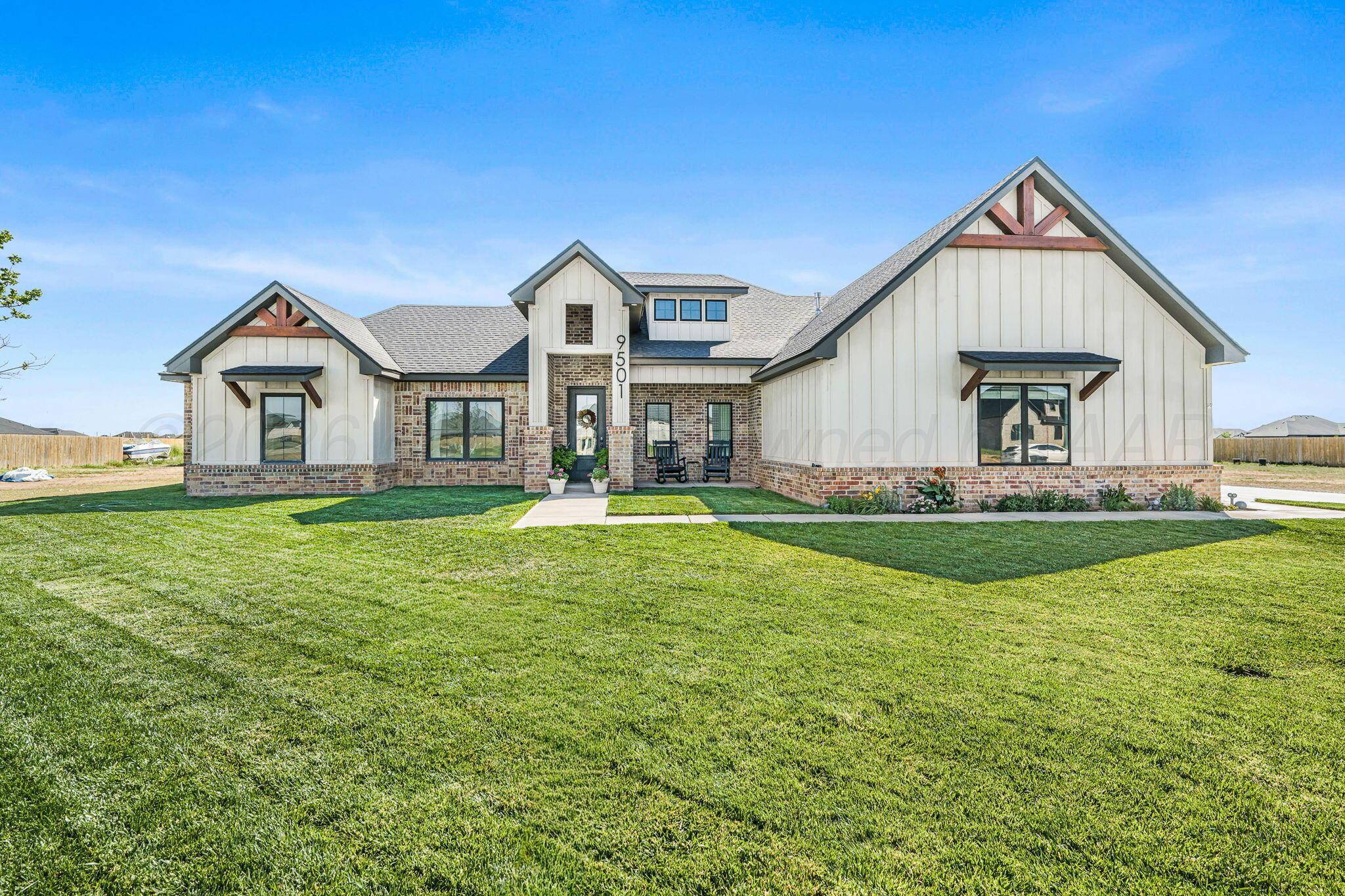 9501 Garrison Creek Drive Property Photo 1