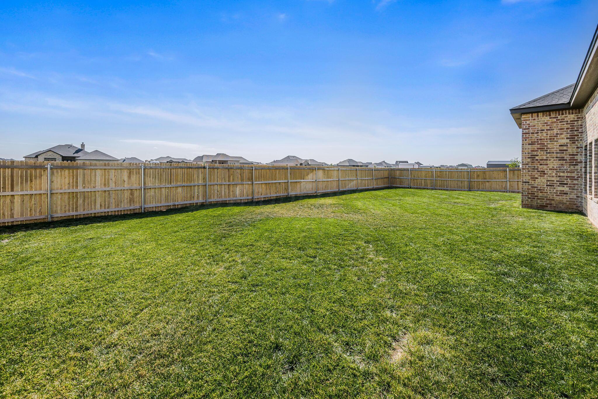 9501 Garrison Creek Drive Property Photo 25