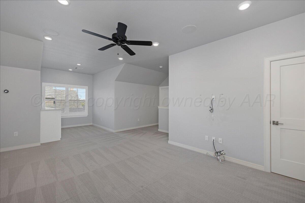 6300 Foley Square Street Property Photo 16