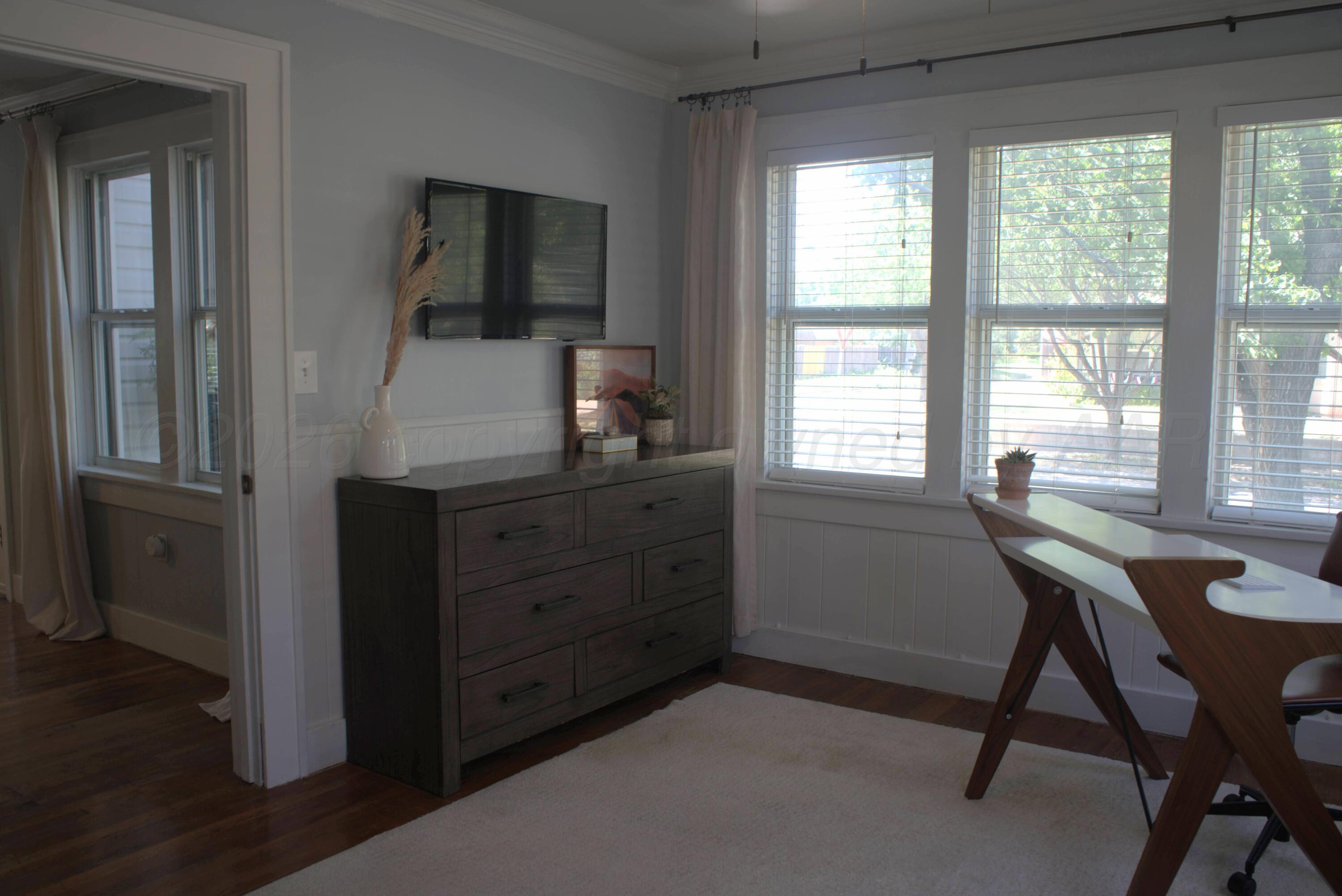1133 Bellaire Street Property Photo 10