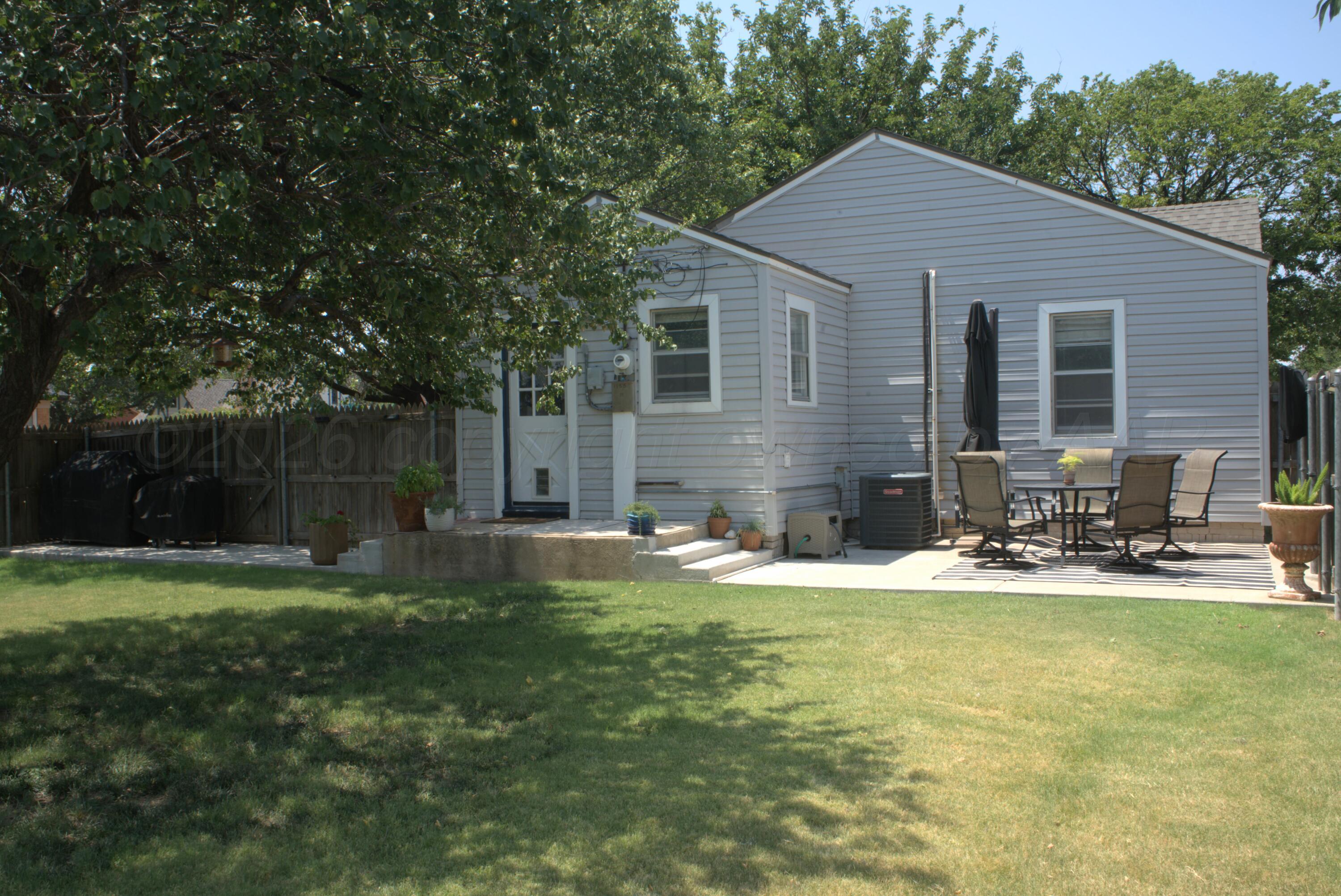 1133 Bellaire Street Property Photo 11