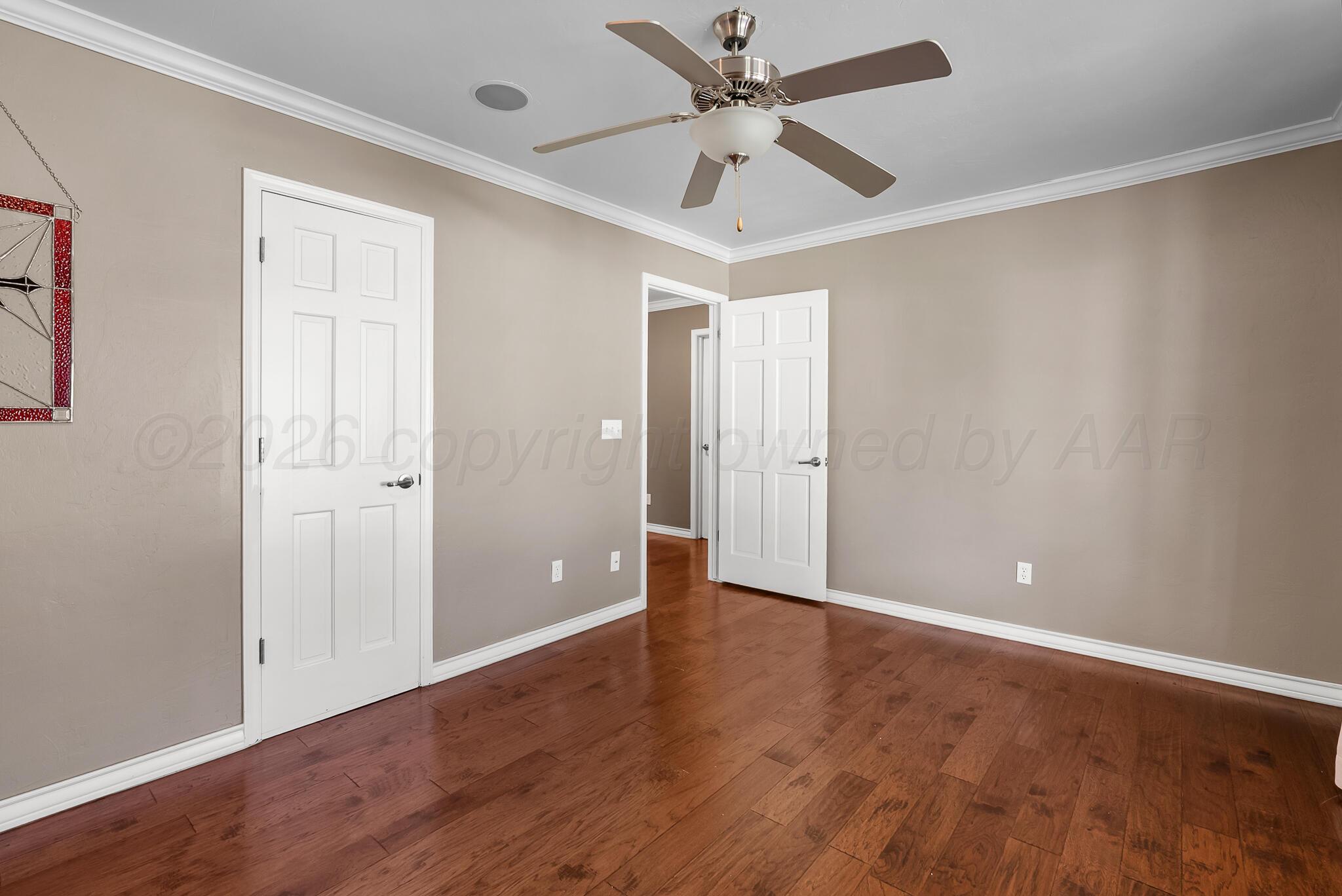 112 Lago Vista Street Property Photo 16