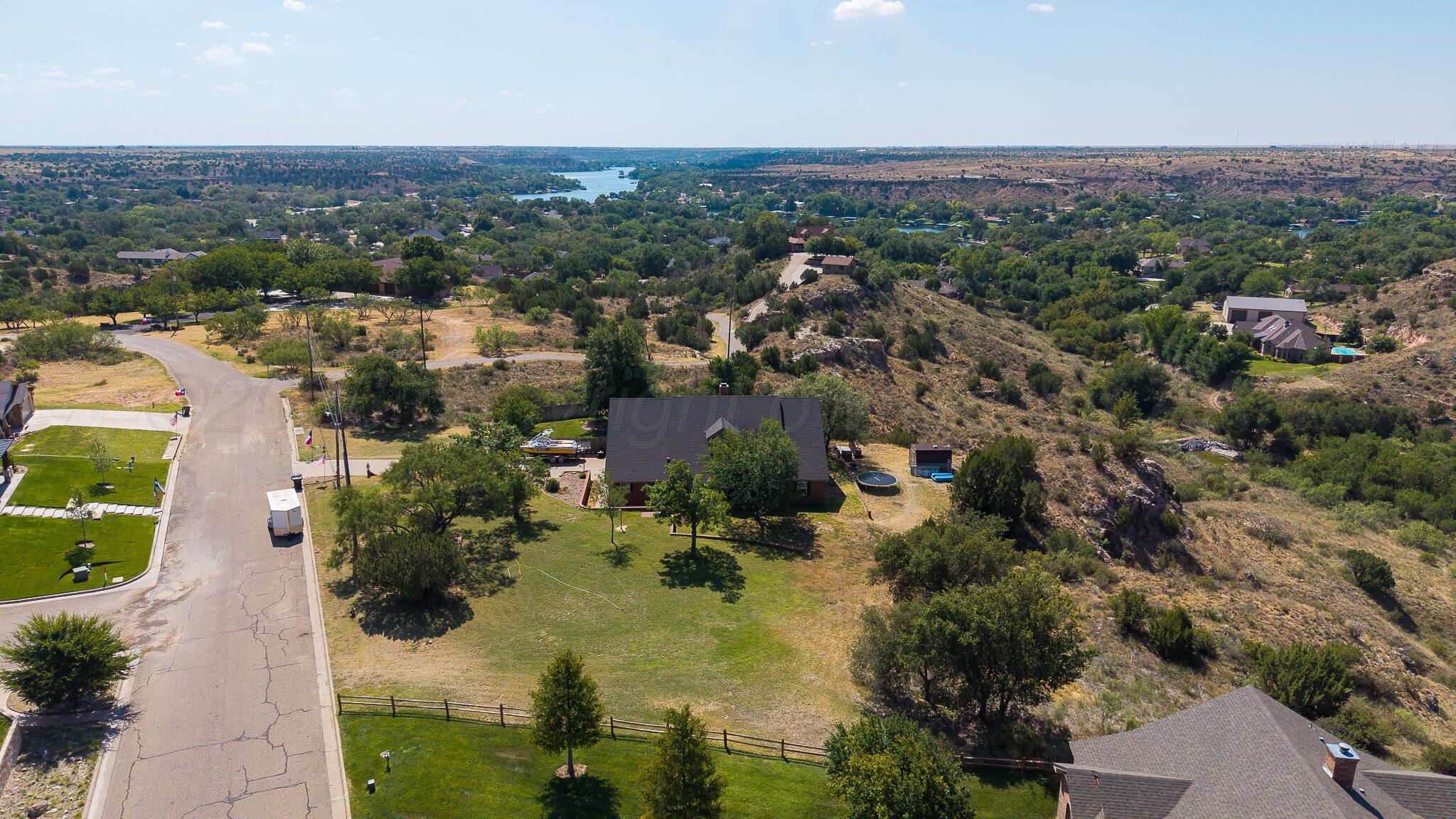 112 Lago Vista Street Property Photo 46