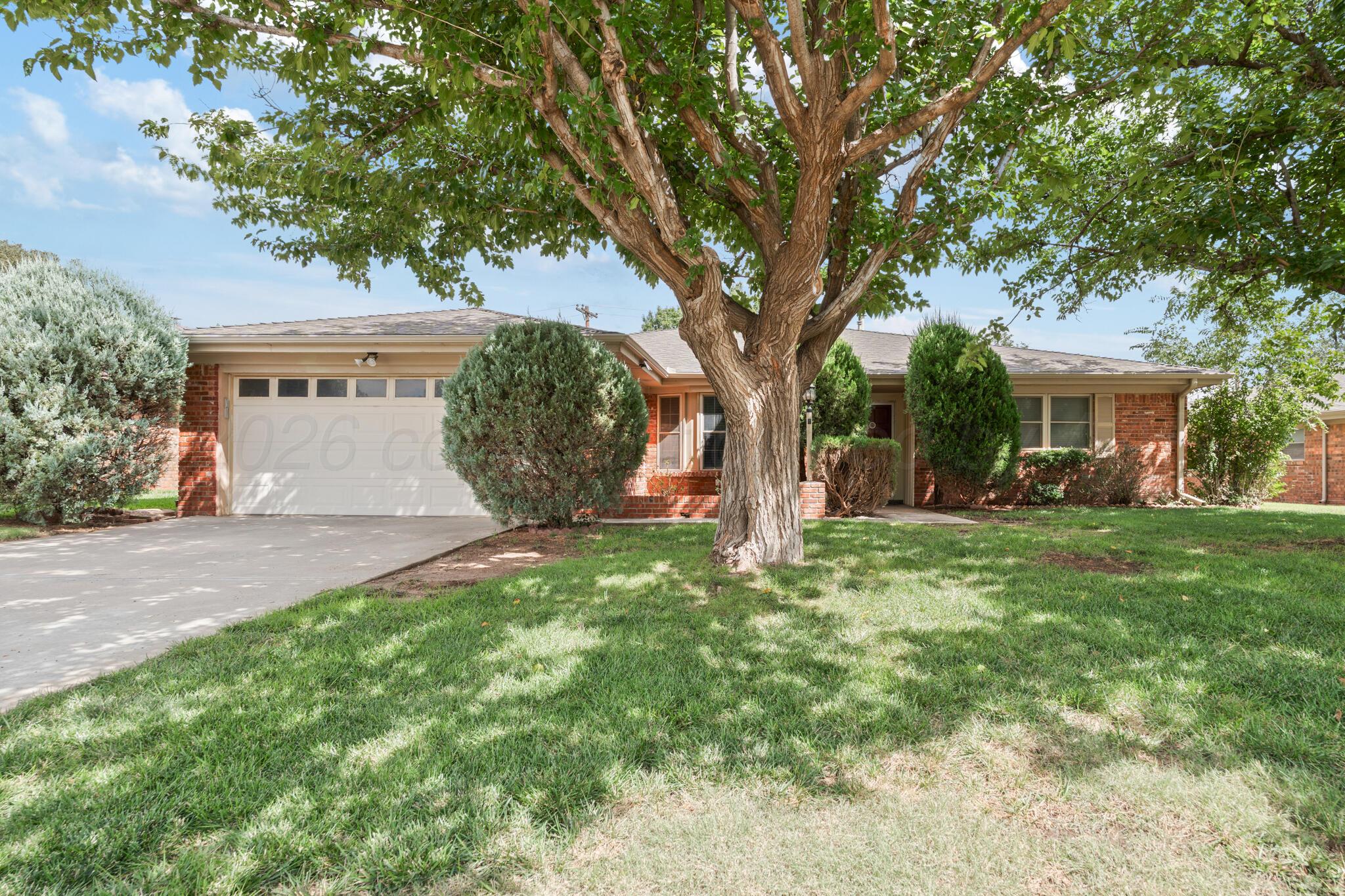 3907 Teckla Boulevard Property Photo 1