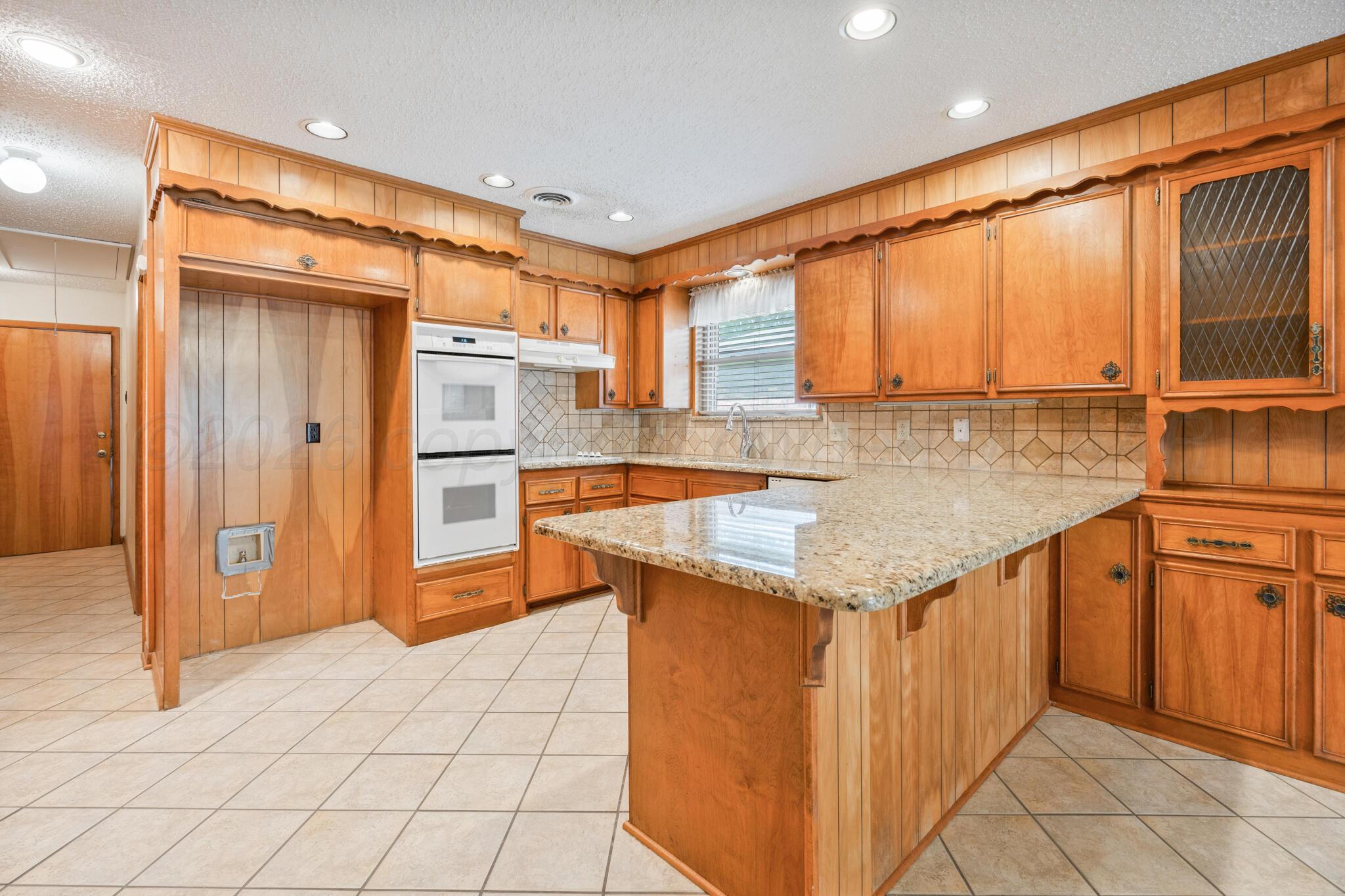 3907 Teckla Boulevard Property Photo 3