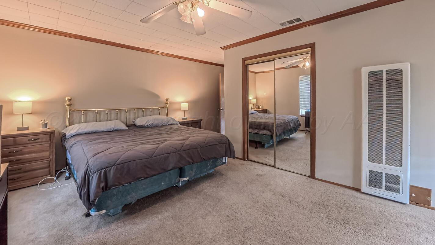 309 N Alabama Street Property Photo 4
