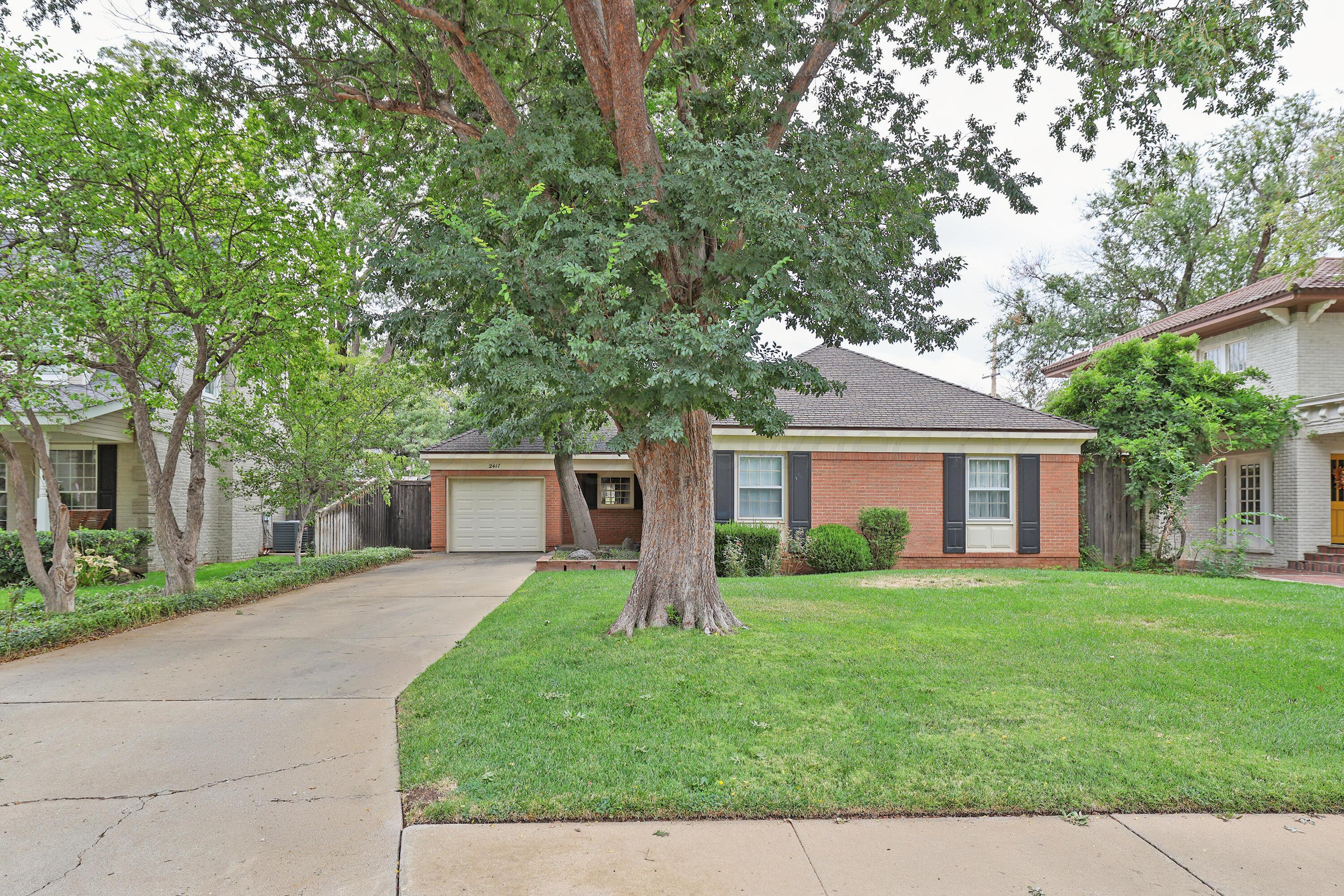 2417 S Hughes Street Property Photo 2