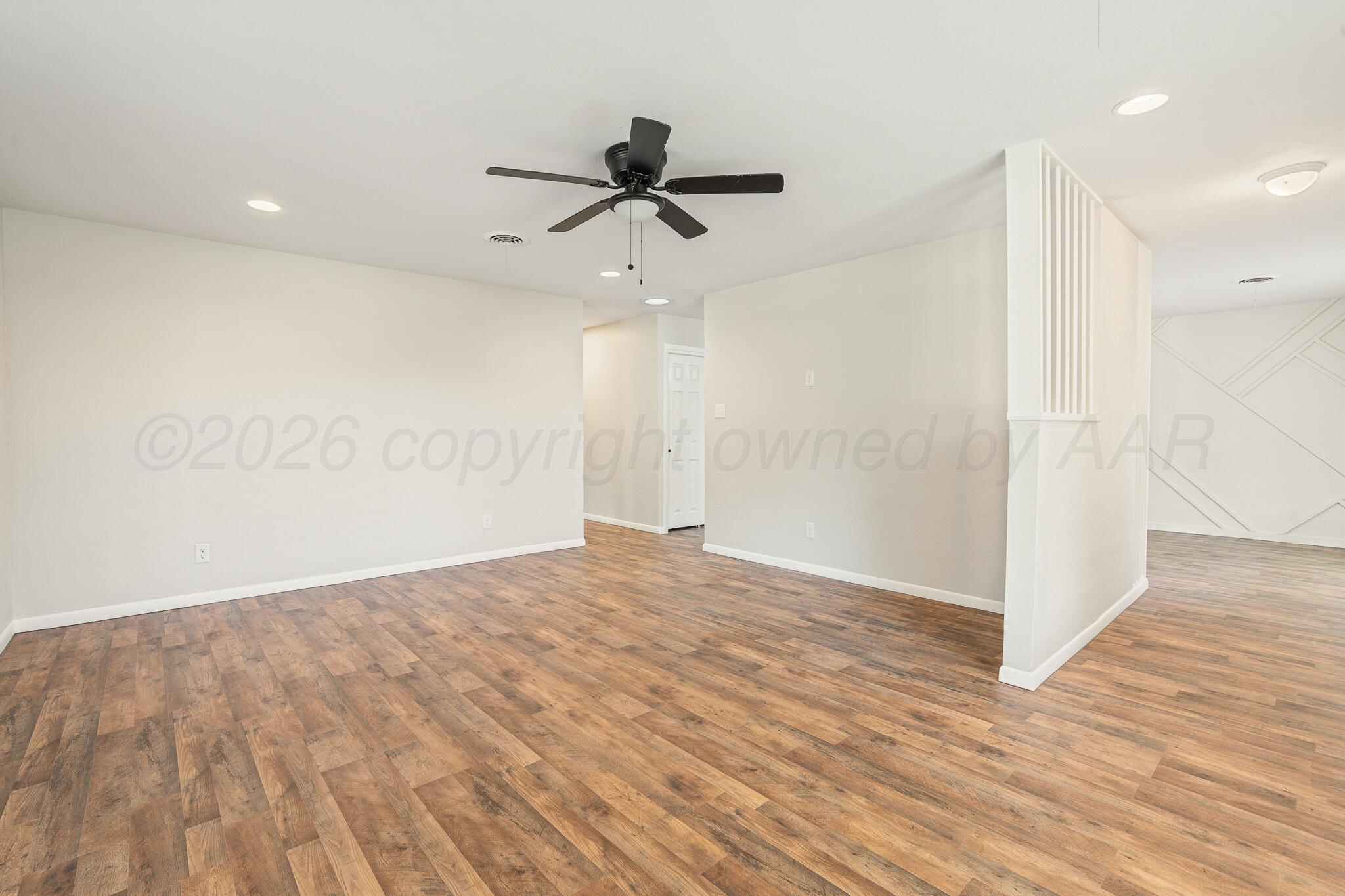 3406 Marion Street Property Photo 6
