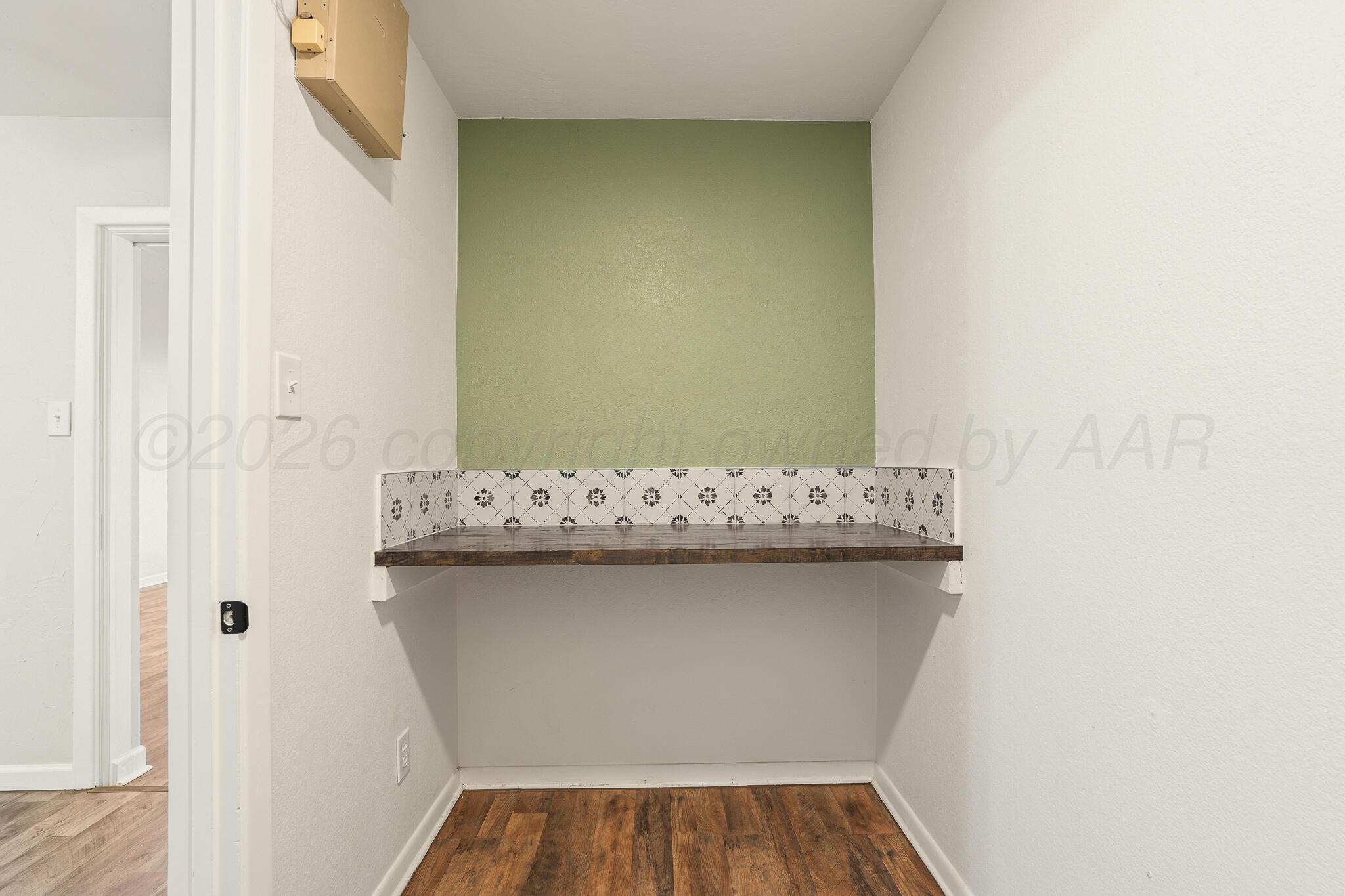 3406 Marion Street Property Photo 23