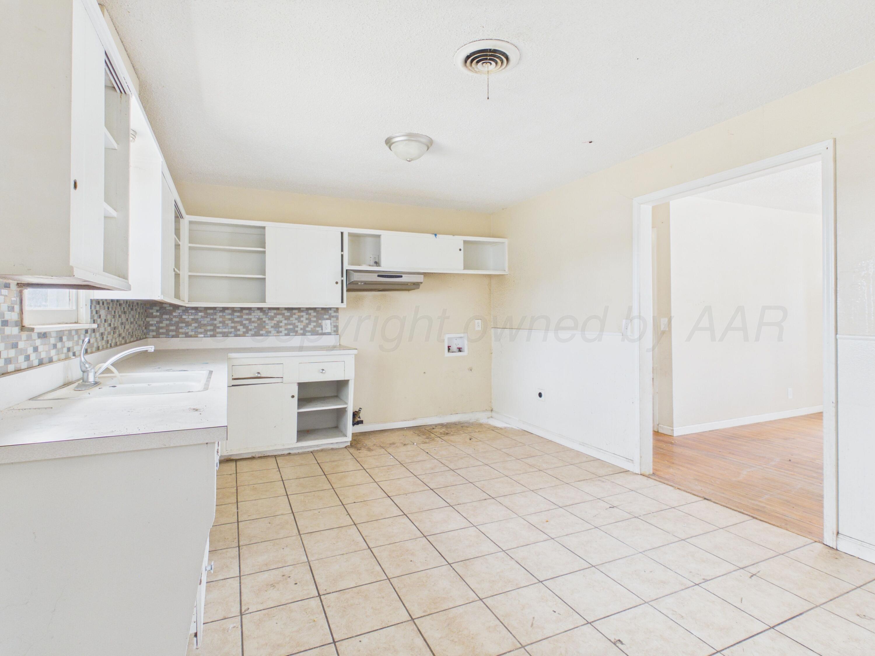 1000 N Alabama Property Photo 6