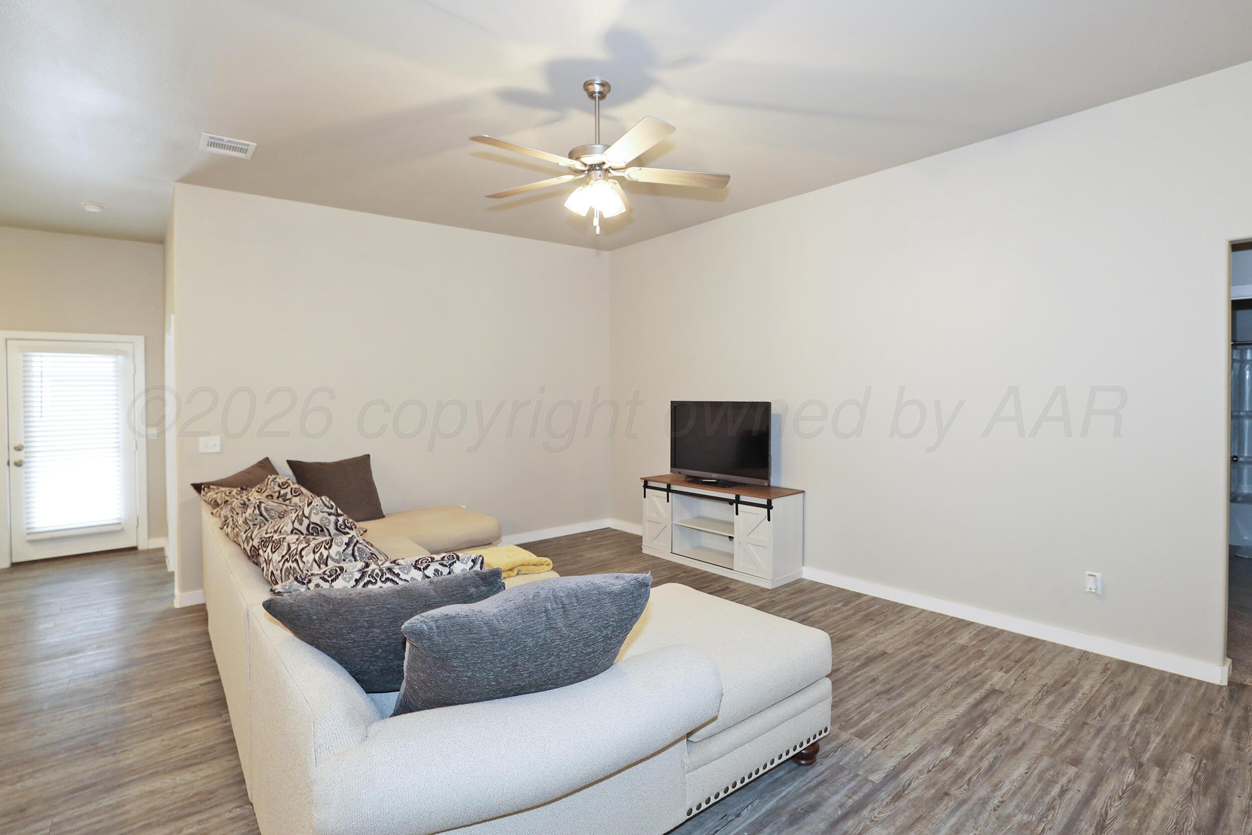 7717 Bellamy Drive Property Photo 9