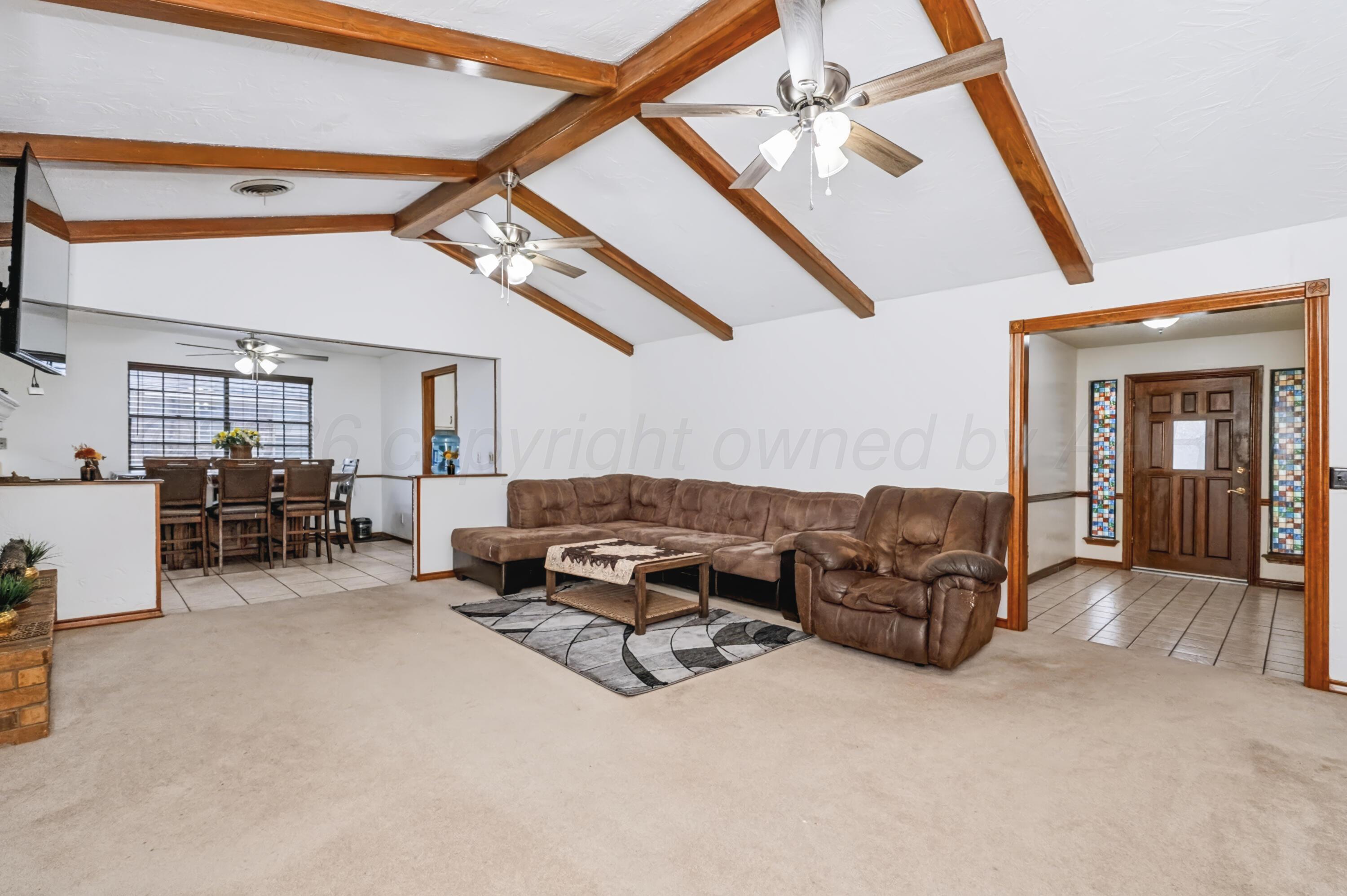 6805 Blacksmith Lane Property Photo 4