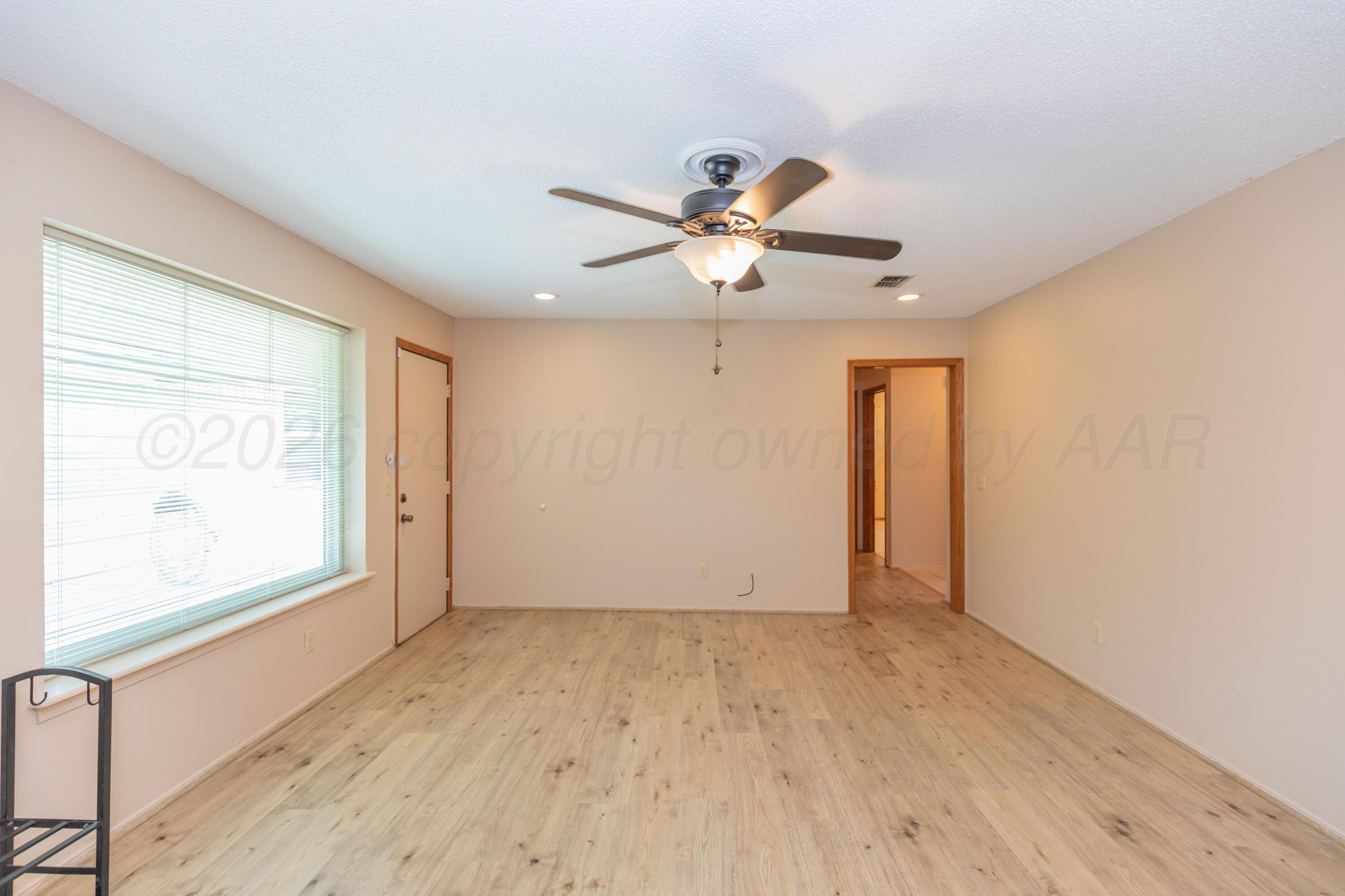 1324 Montclair Drive Property Photo 7