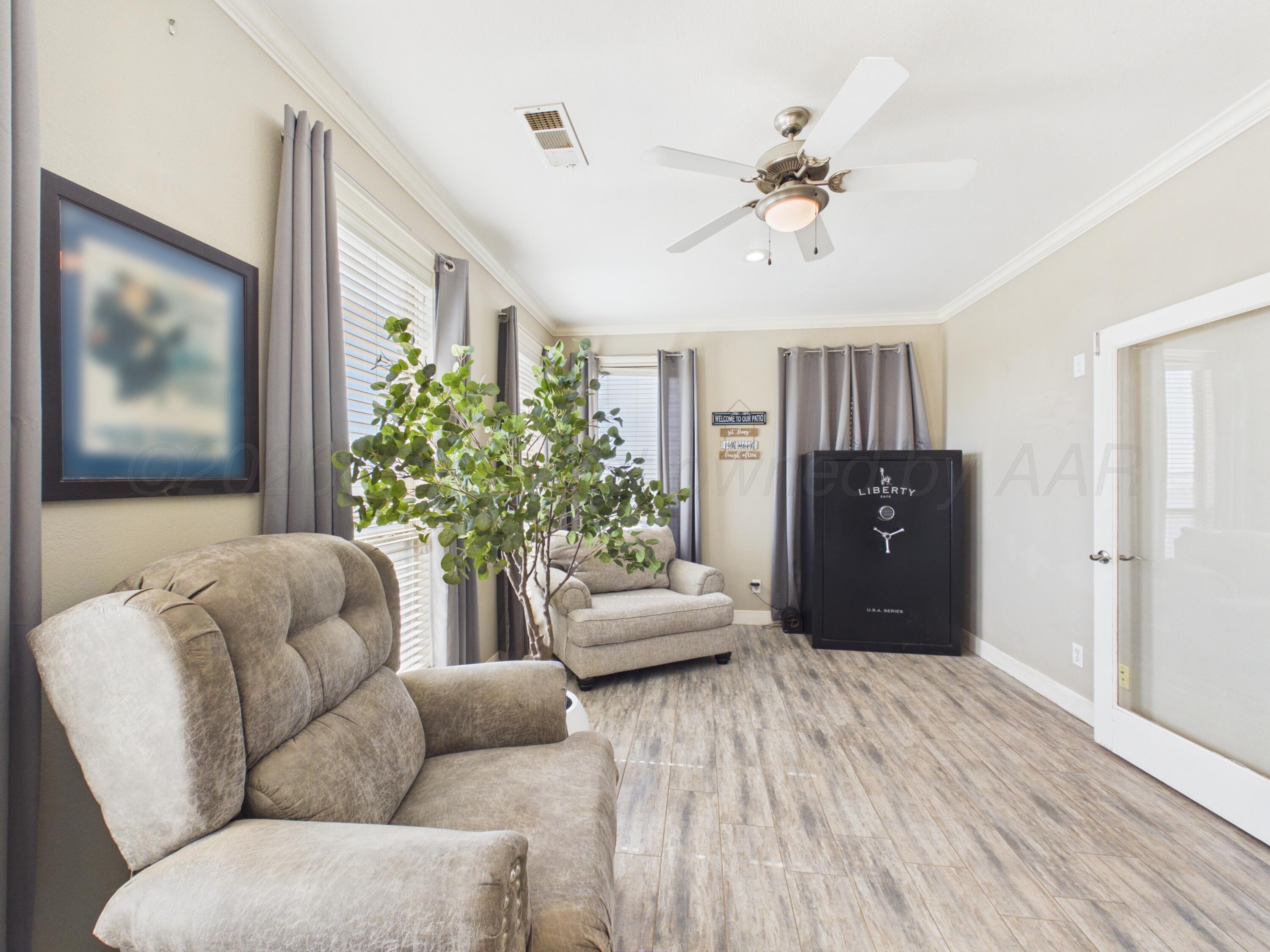 9151 Bridle Trails Drive Property Photo 25