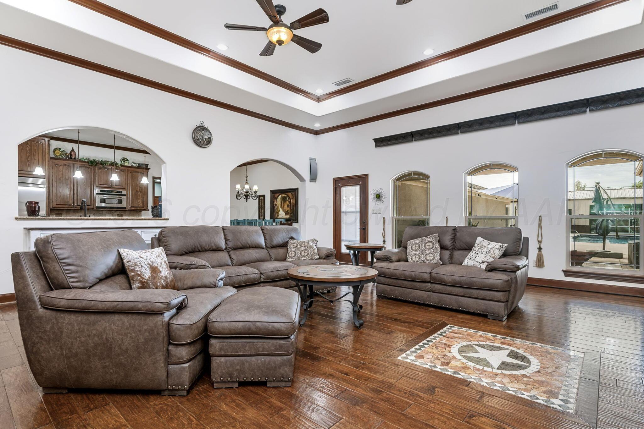 11213 Collin Wade Road Property Photo 8