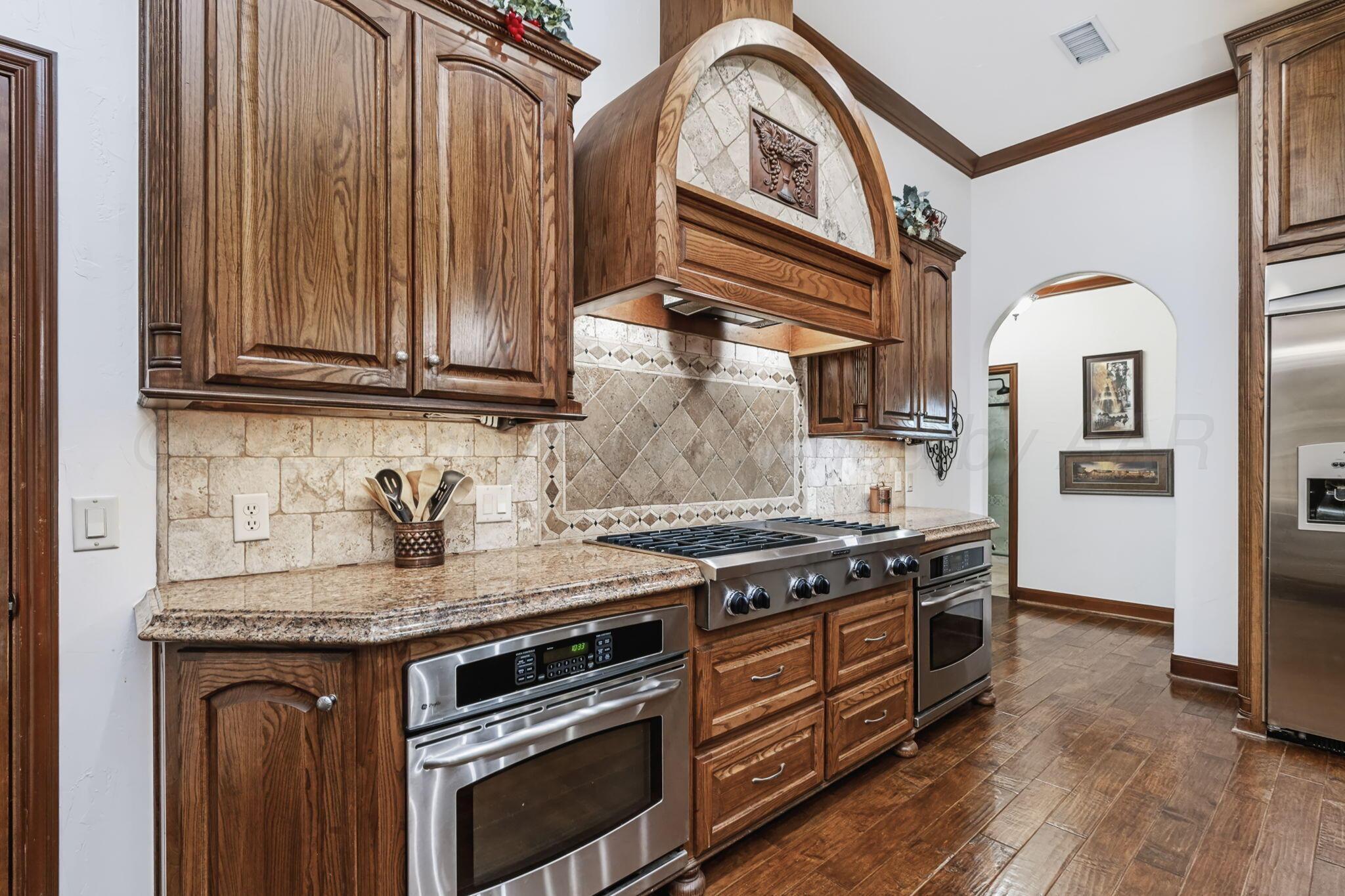 11213 Collin Wade Road Property Photo 12