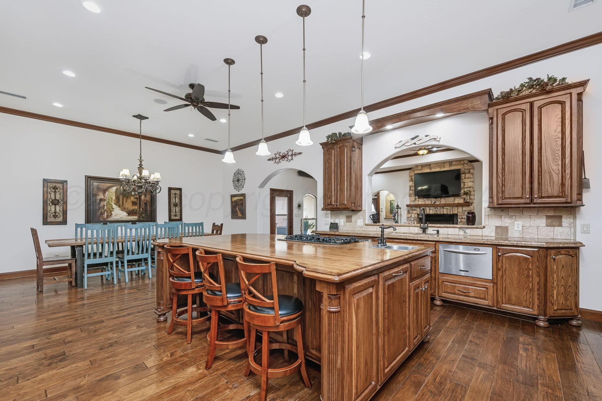 11213 Collin Wade Road Property Photo 14