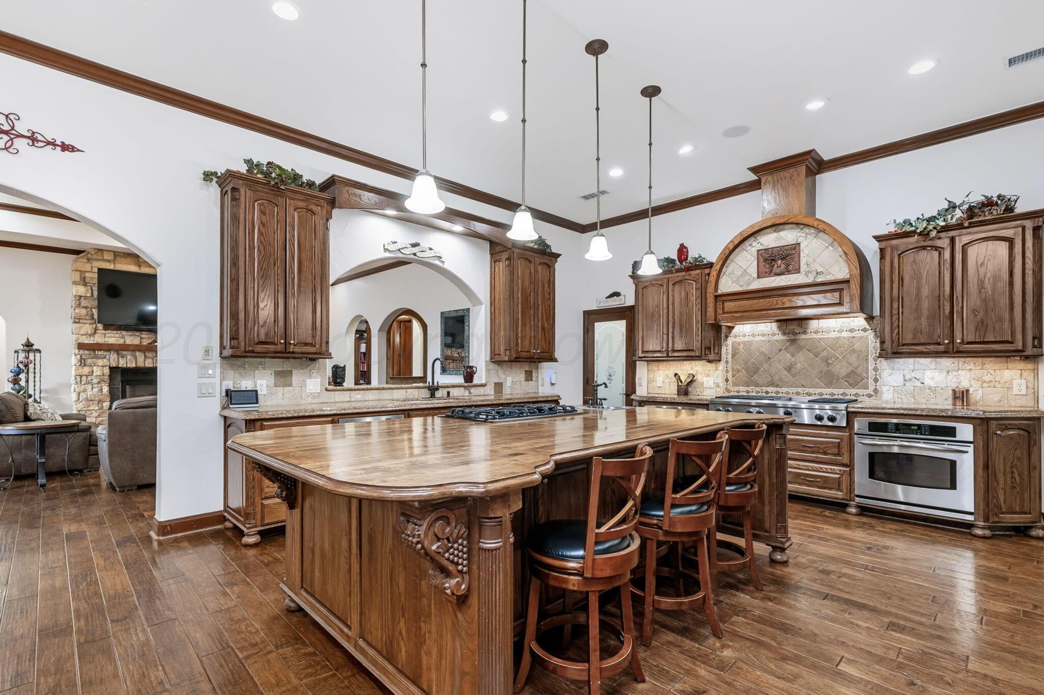11213 Collin Wade Road Property Photo 15