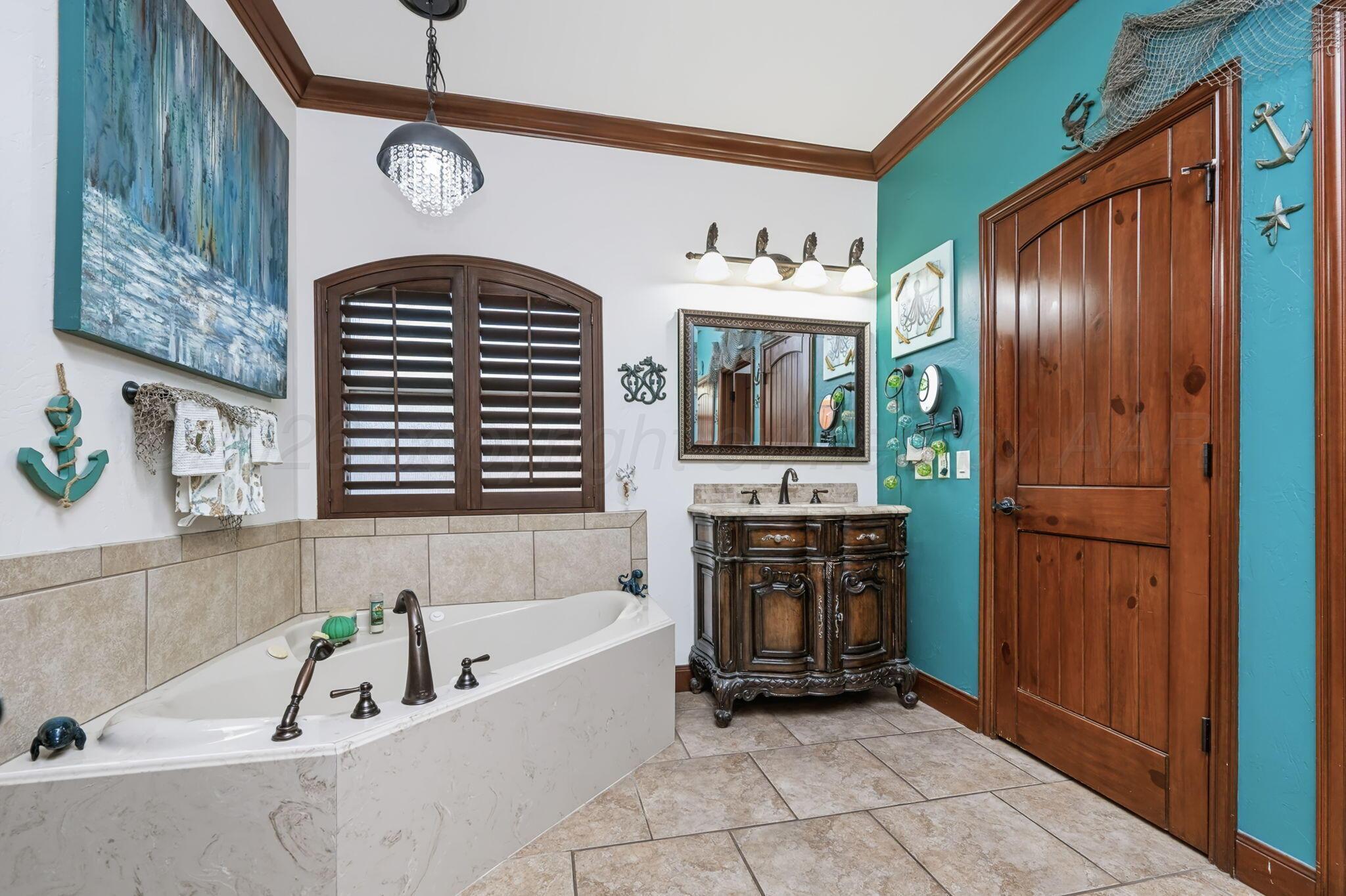 11213 Collin Wade Road Property Photo 31