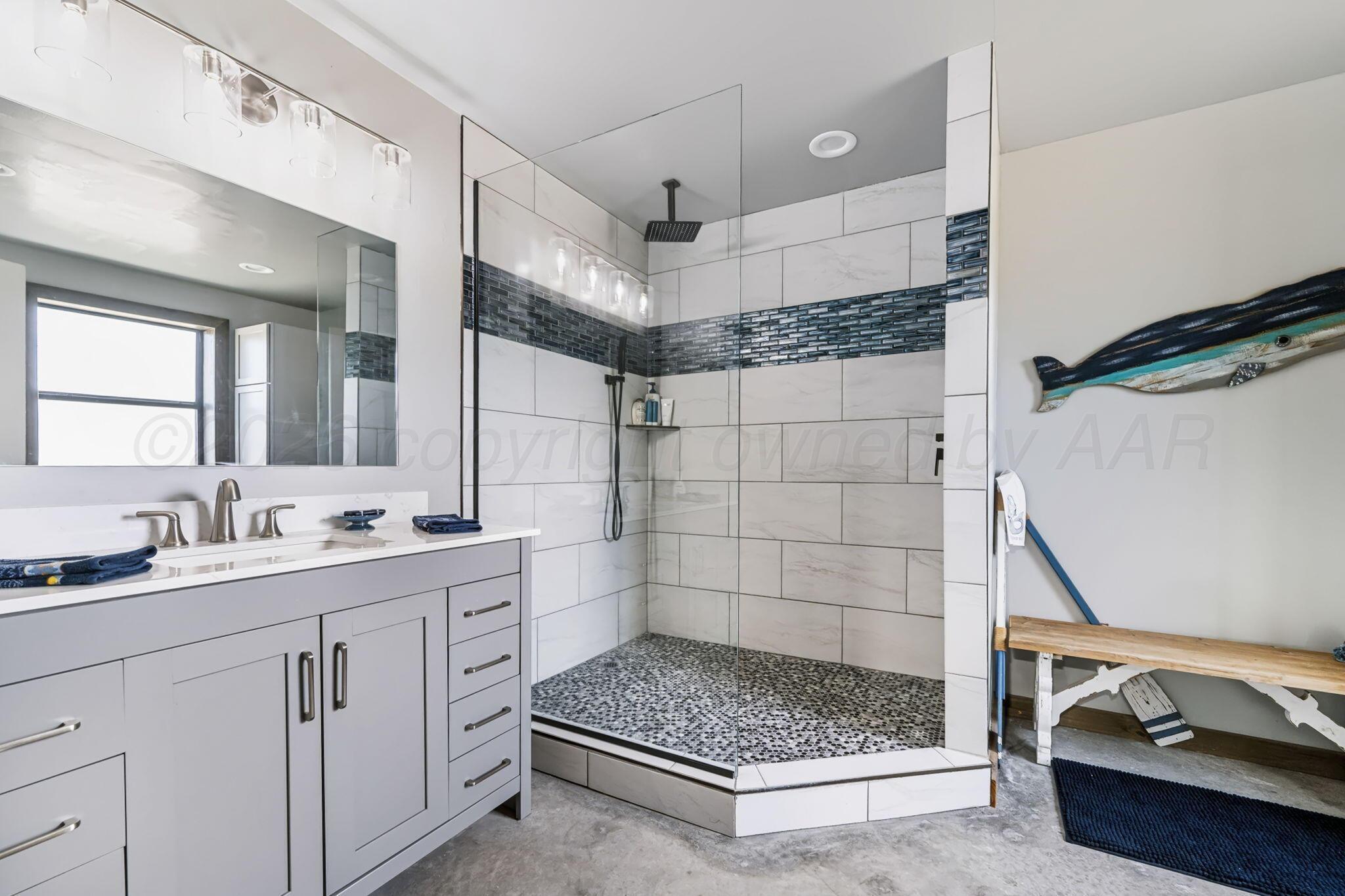 11213 Collin Wade Road Property Photo 47