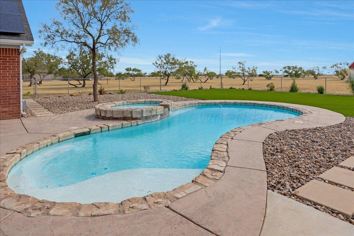 351 Cactus Drive Property Photo 3