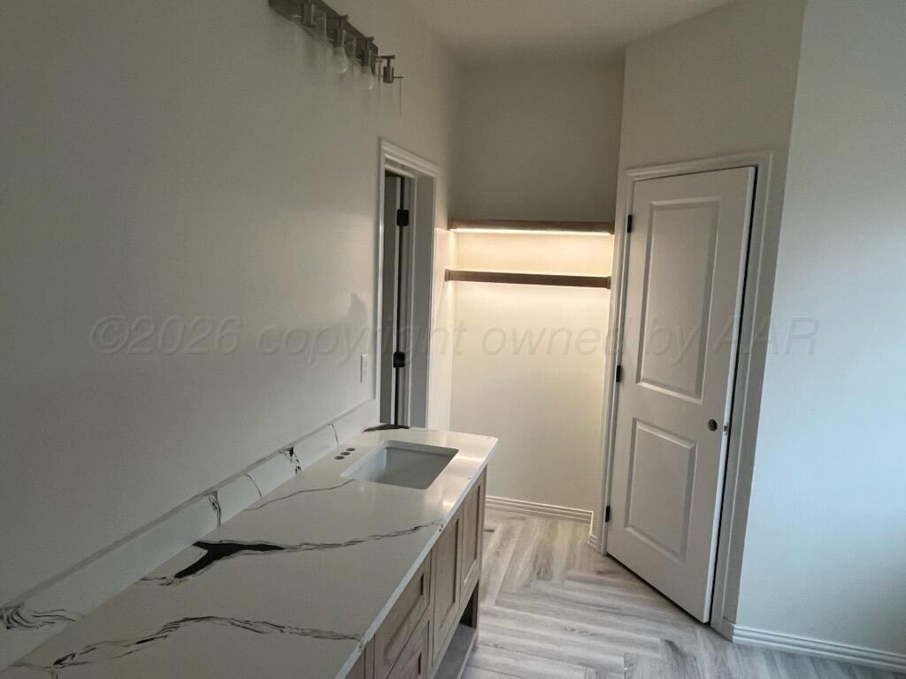 2706 Tampa Bay Avenue Property Photo 3