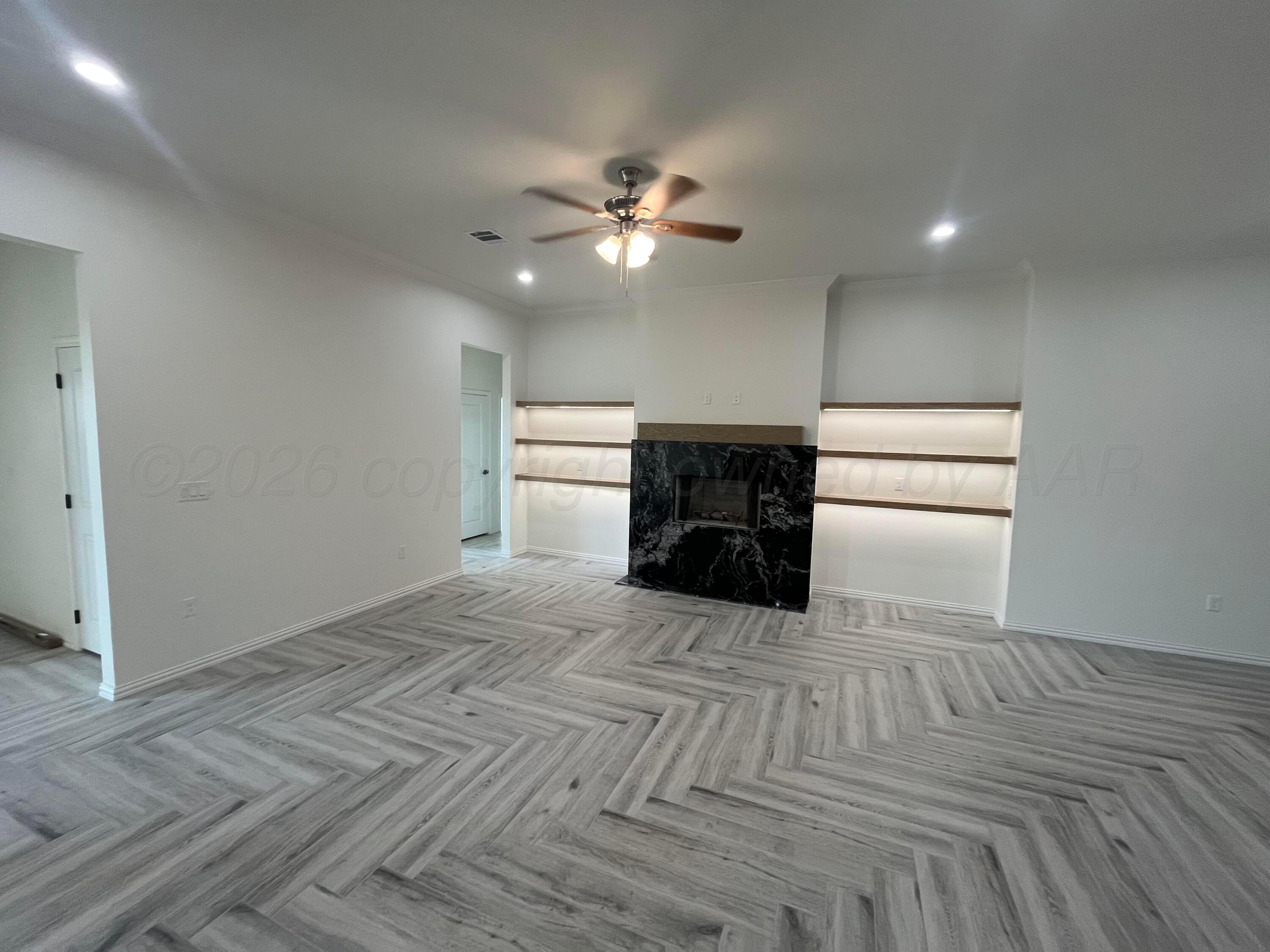 2706 Tampa Bay Avenue Property Photo 3