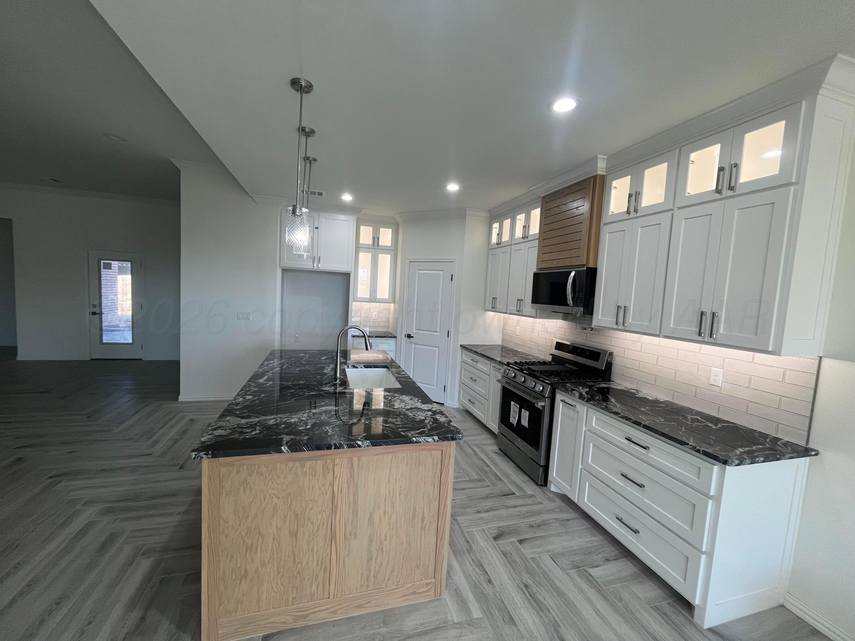 2706 Tampa Bay Avenue Property Photo 5