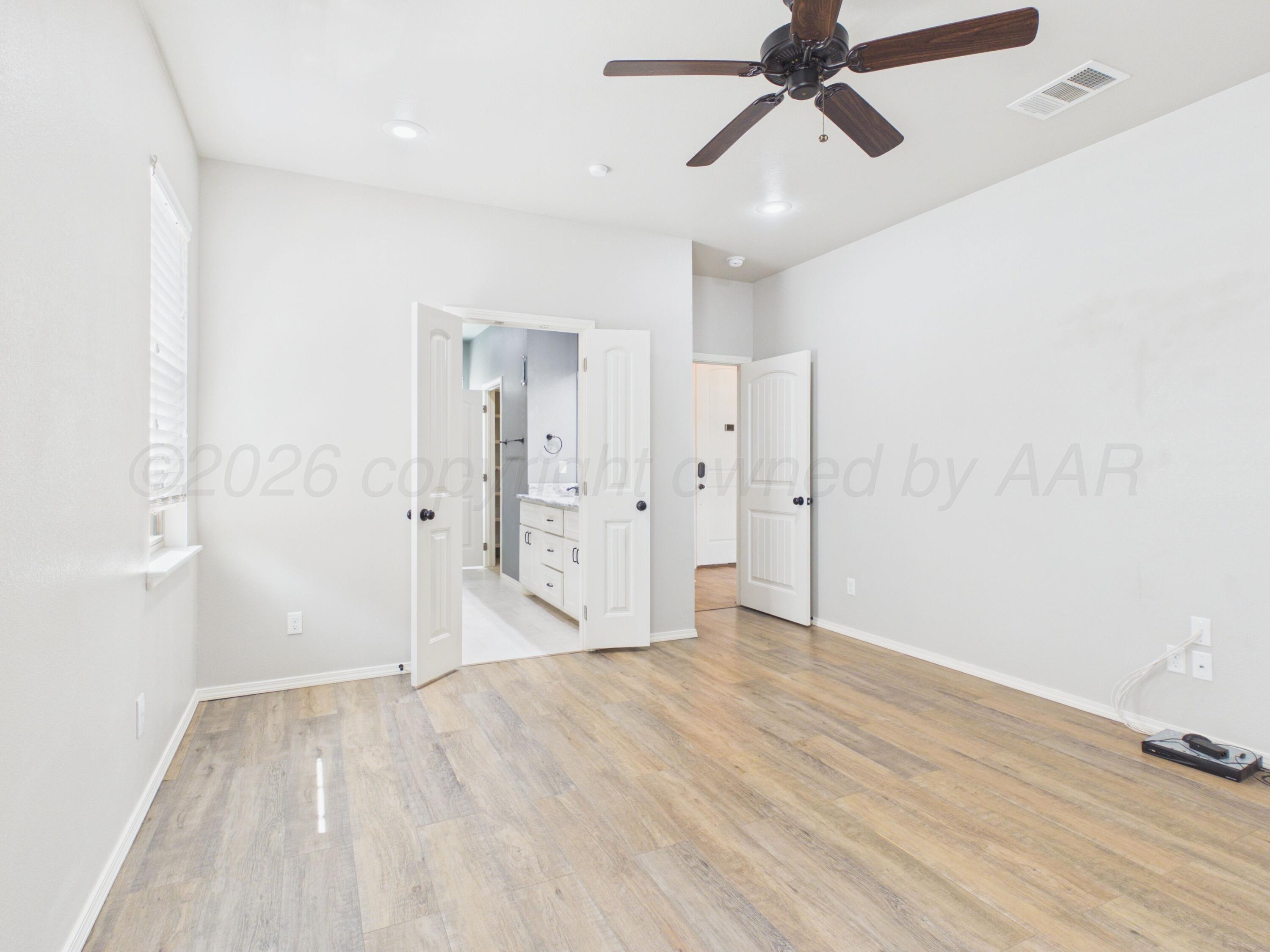 7703 Crestline Drive Property Photo 8