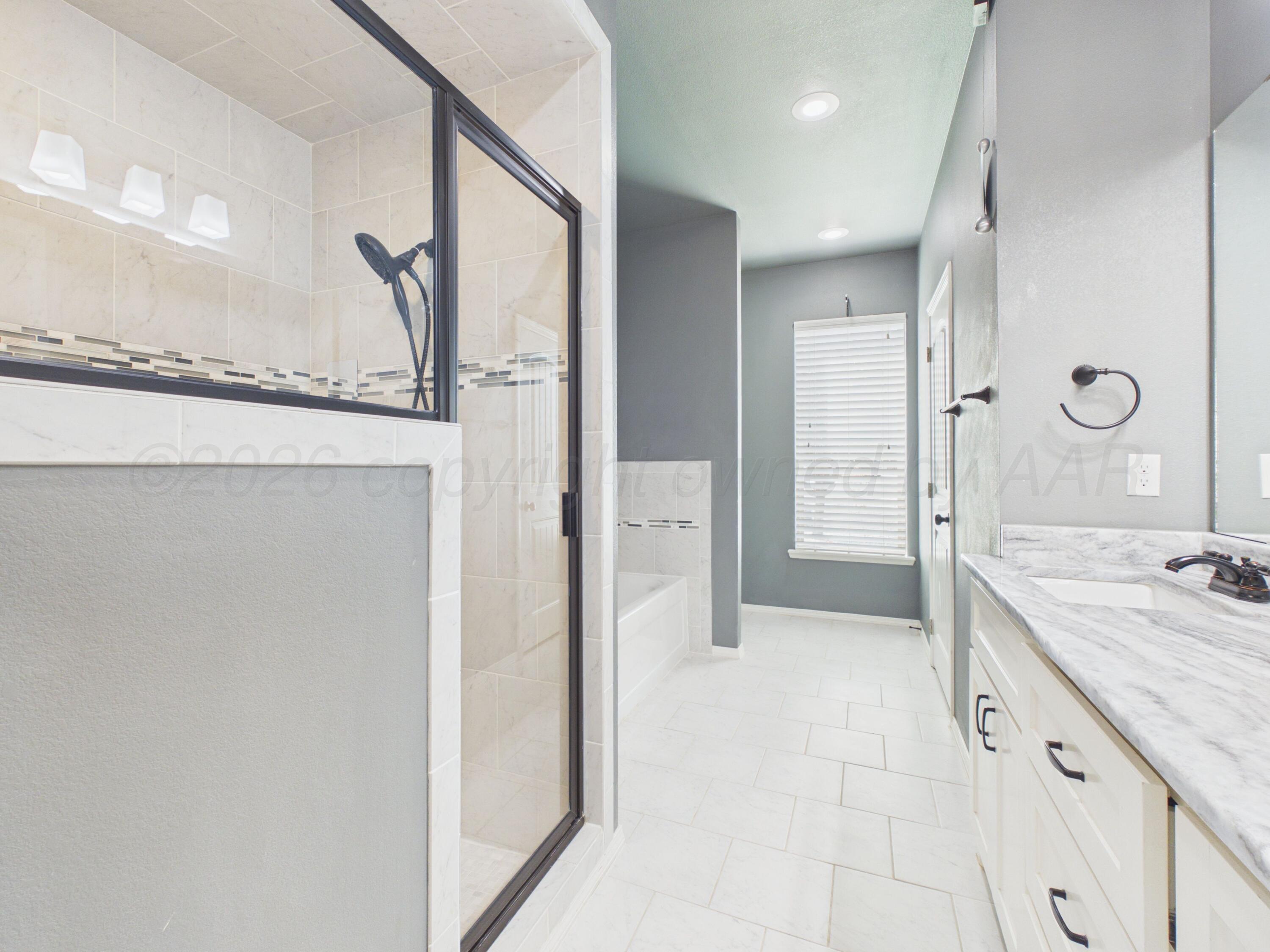 7703 Crestline Drive Property Photo 30