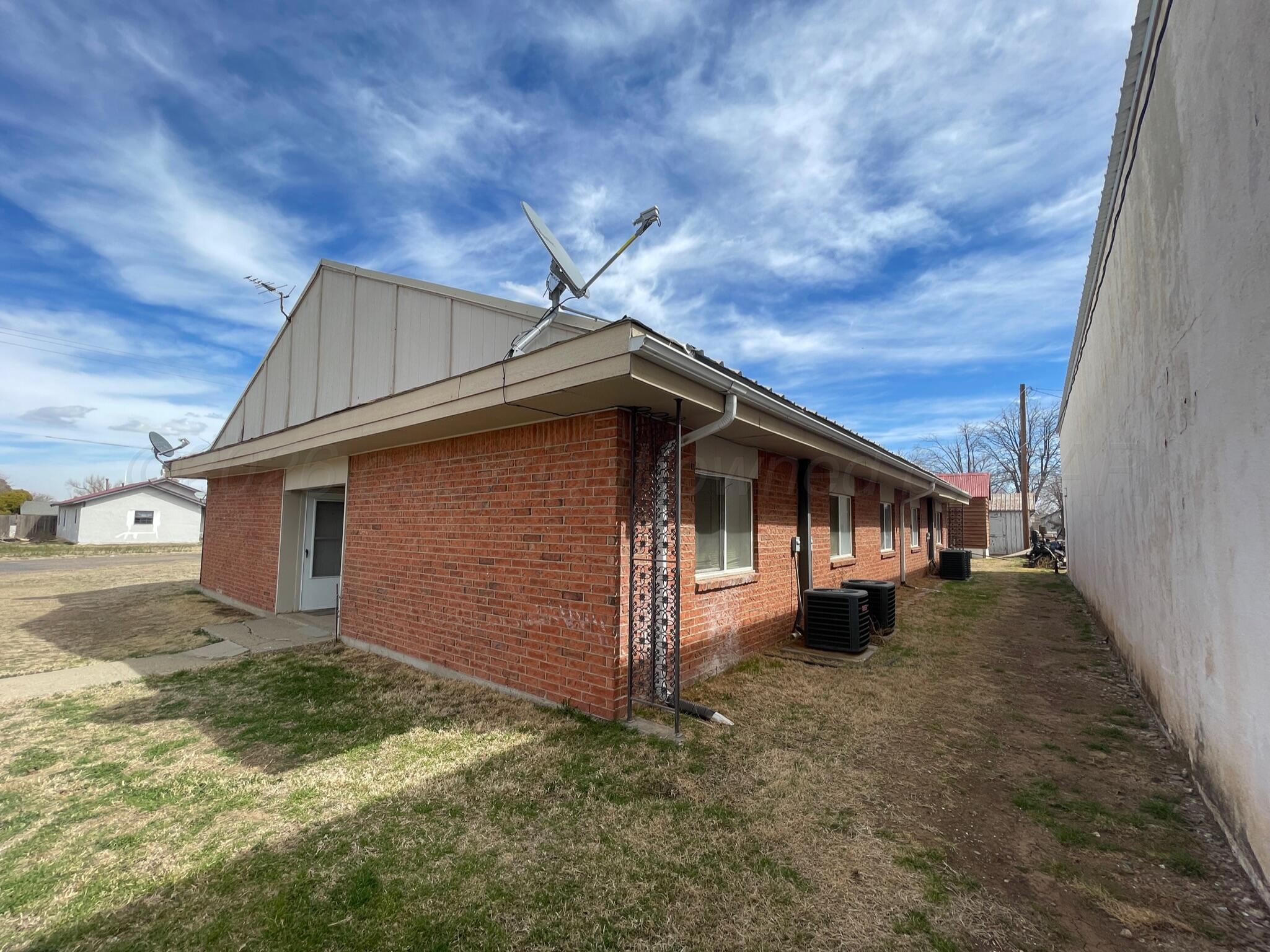 110 Broadway Property Photo 3