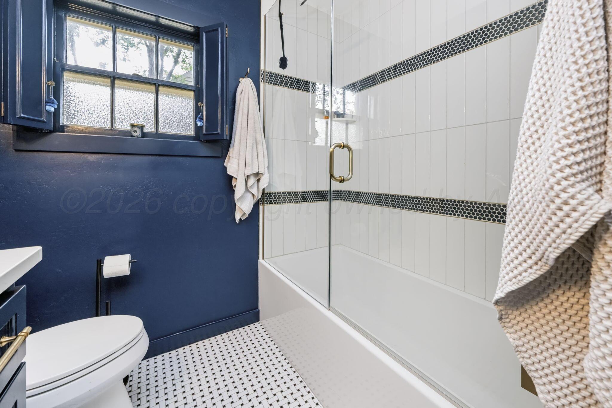 1519 S Travis Street Property Photo 17