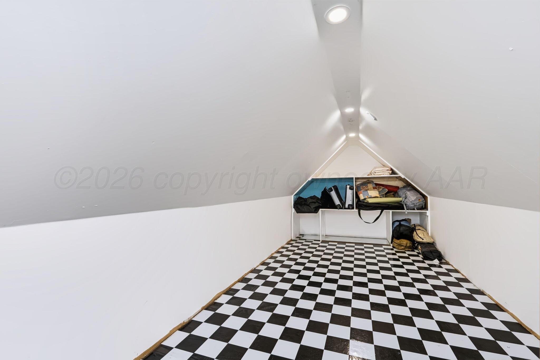 1519 S Travis Street Property Photo 26