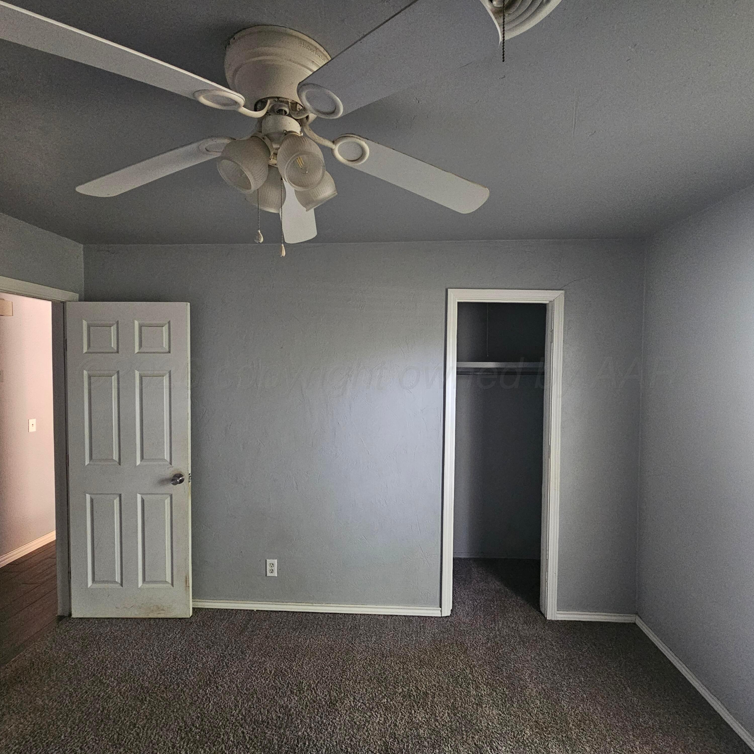 6000 Yale Street Property Photo 10