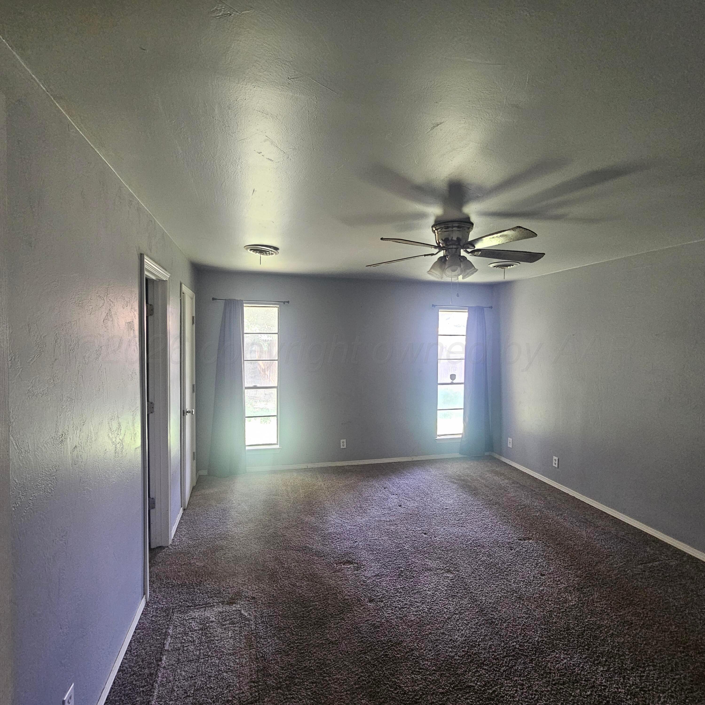 6000 Yale Street Property Photo 11