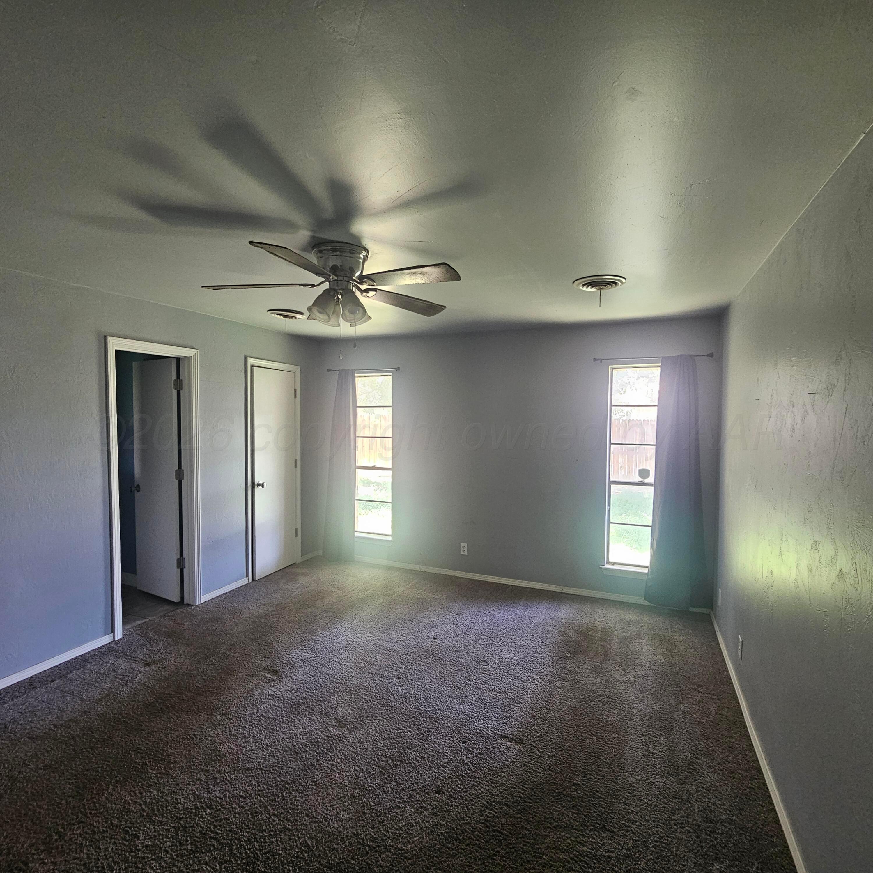 6000 Yale Street Property Photo 12