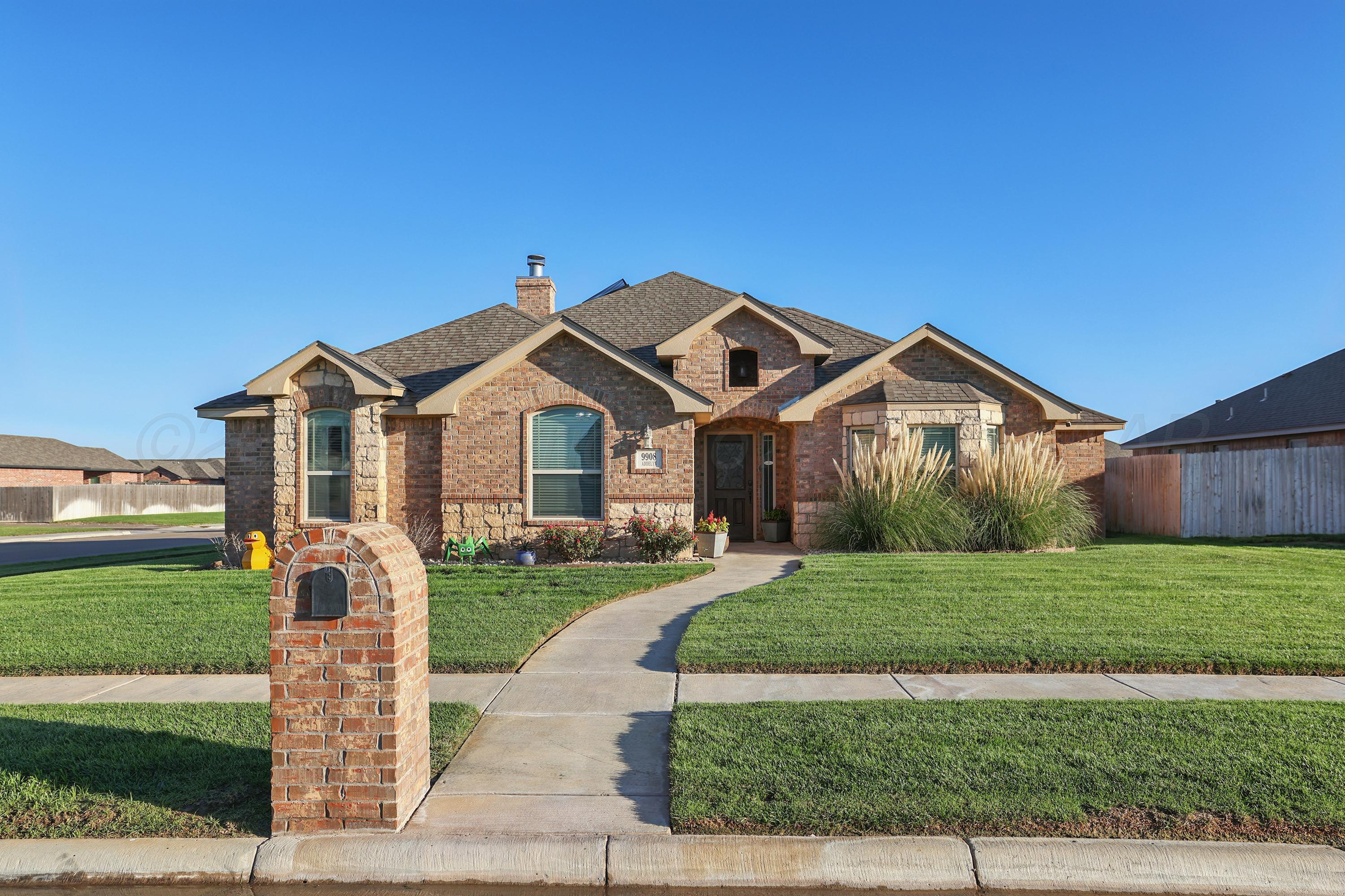 9908 ADDELYN Avenue Property Photo 1