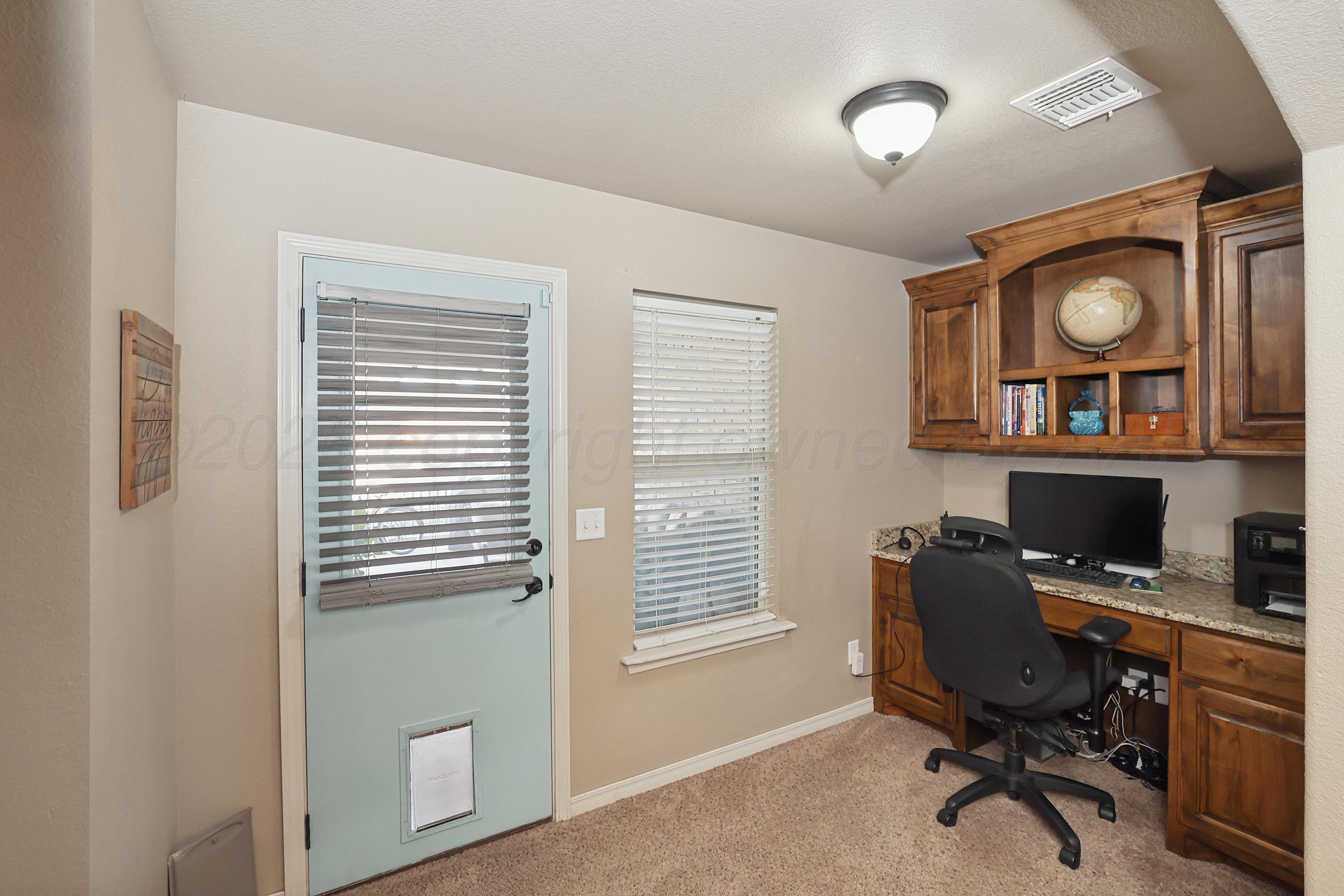 9908 Addelyn Avenue Property Photo 22